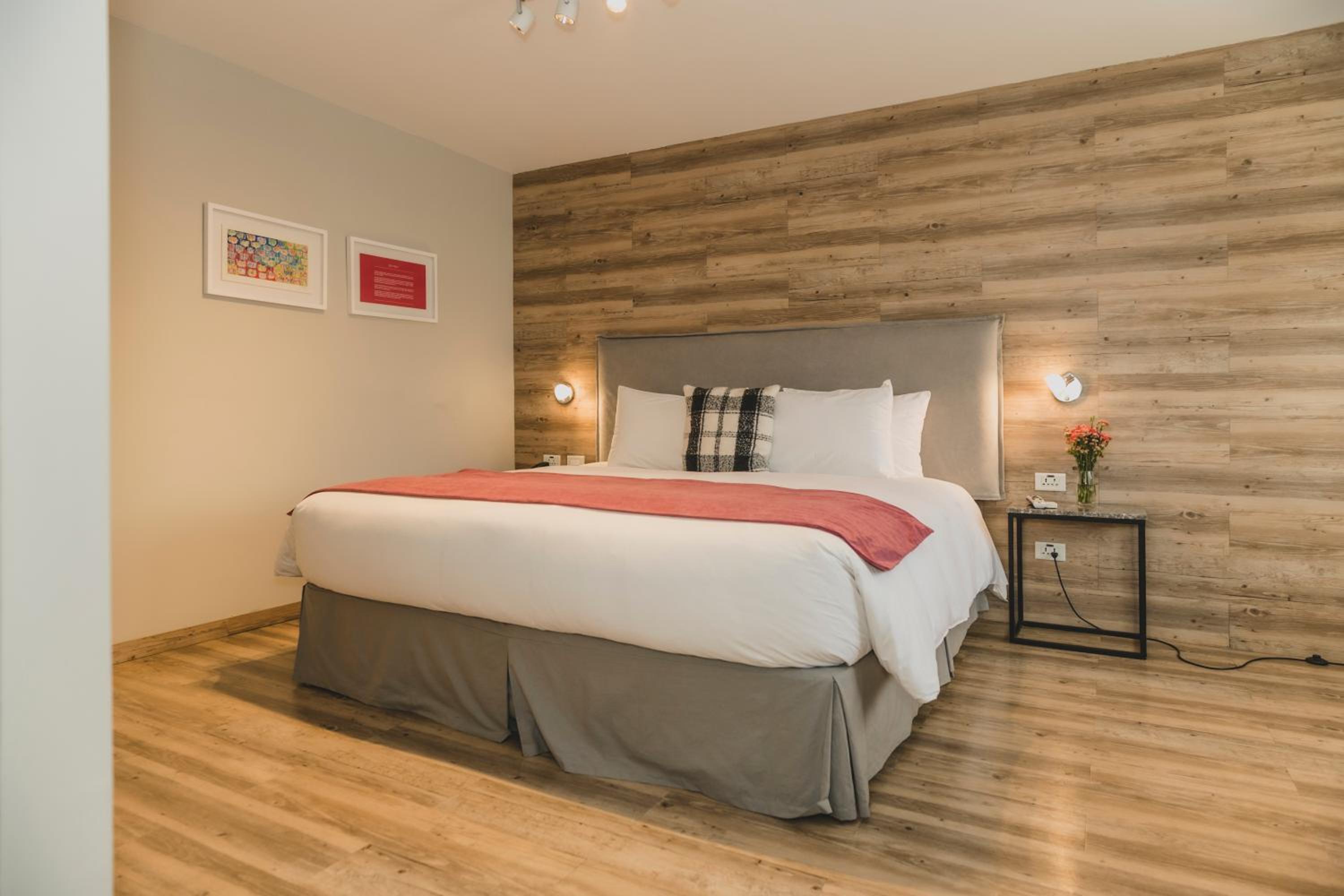 Premium King Room