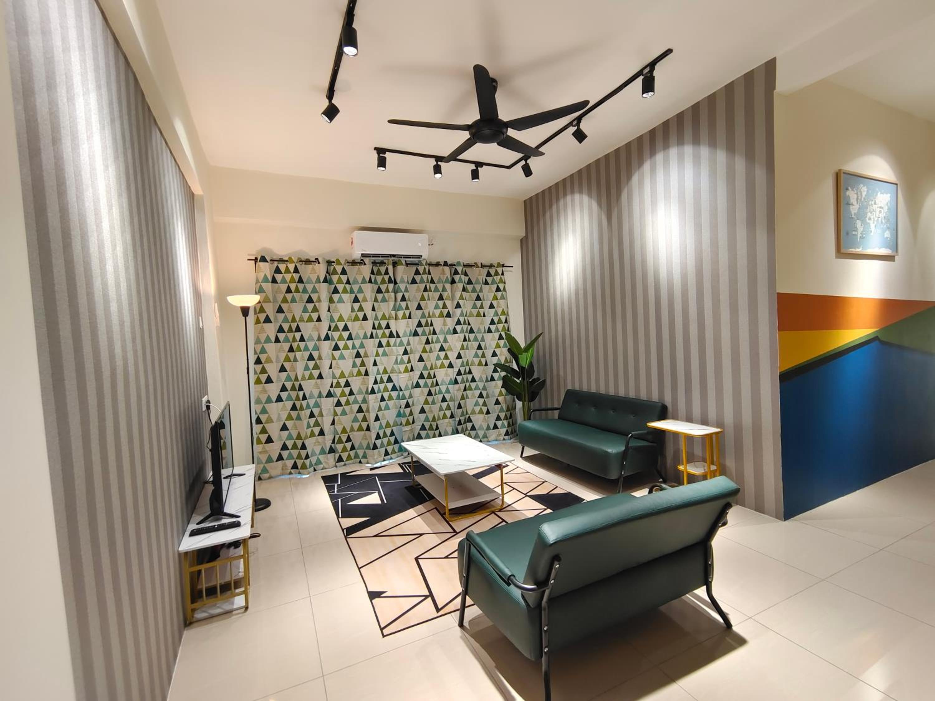 Three-Bedroom Apartment - Photo 43
