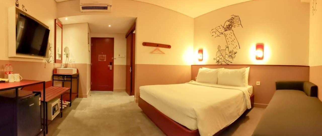 Suite Room Only - Photo 1