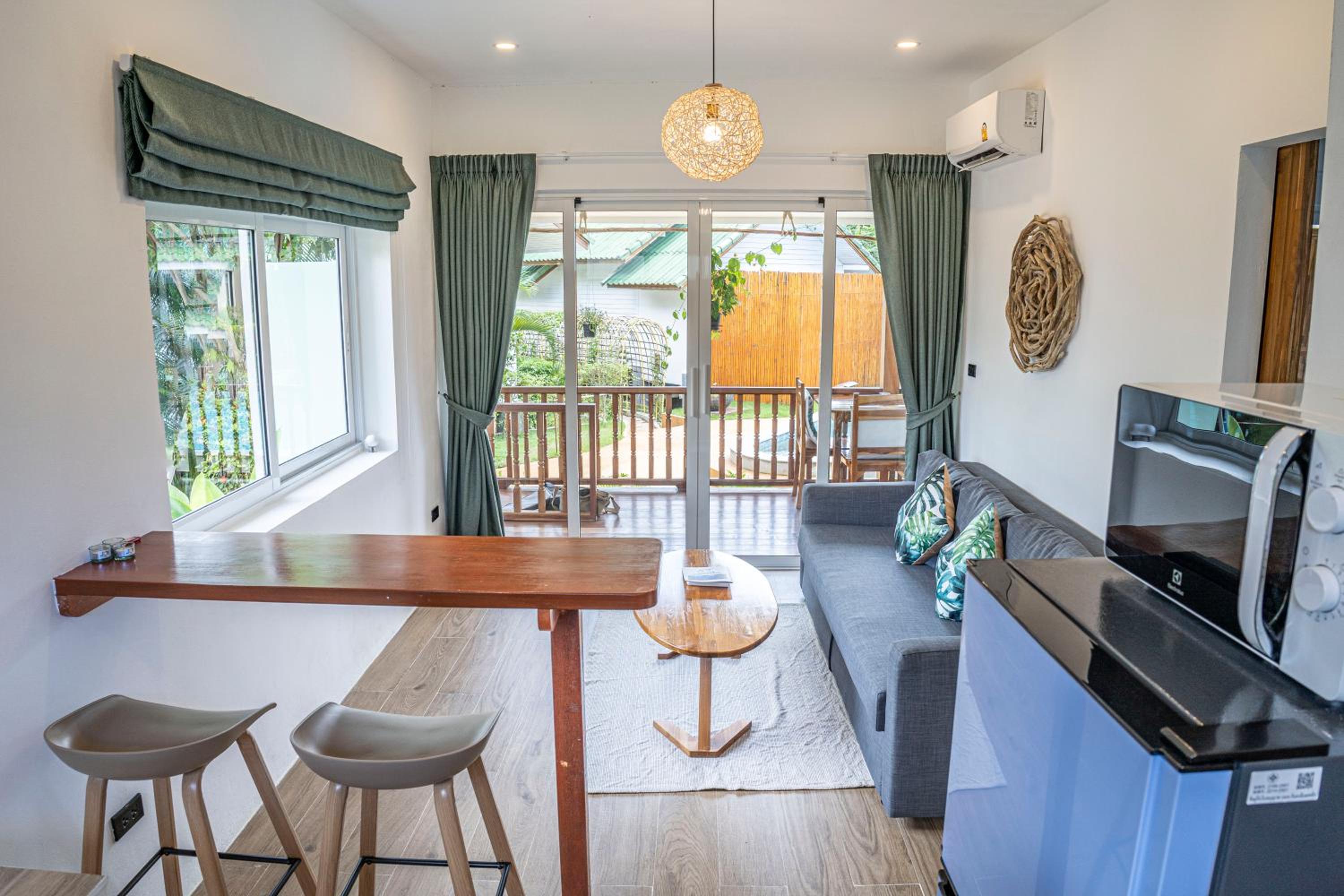 One-Bedroom Villa