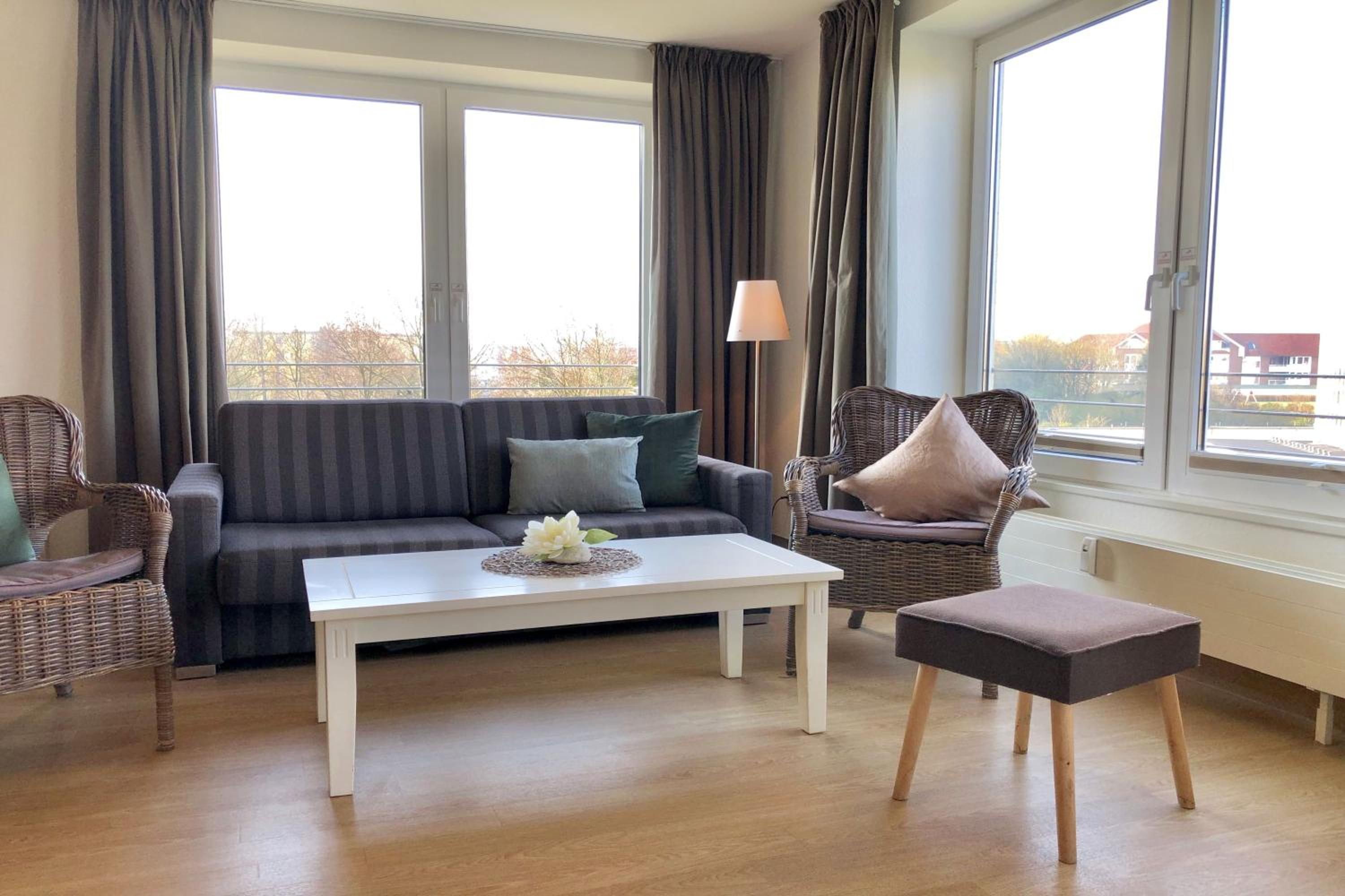 Apartment with Balcony photo 1