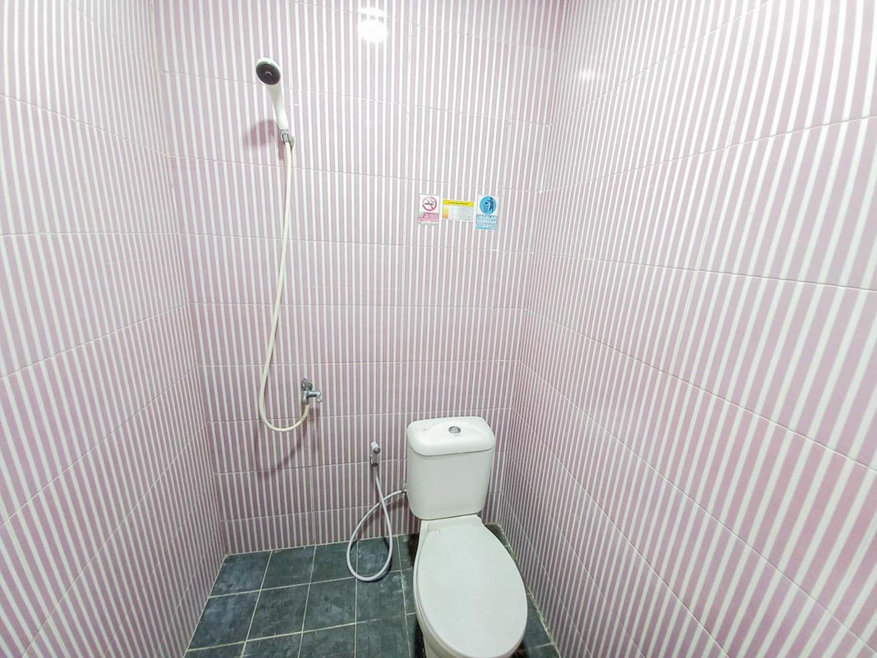 Economy Double Room photo 3