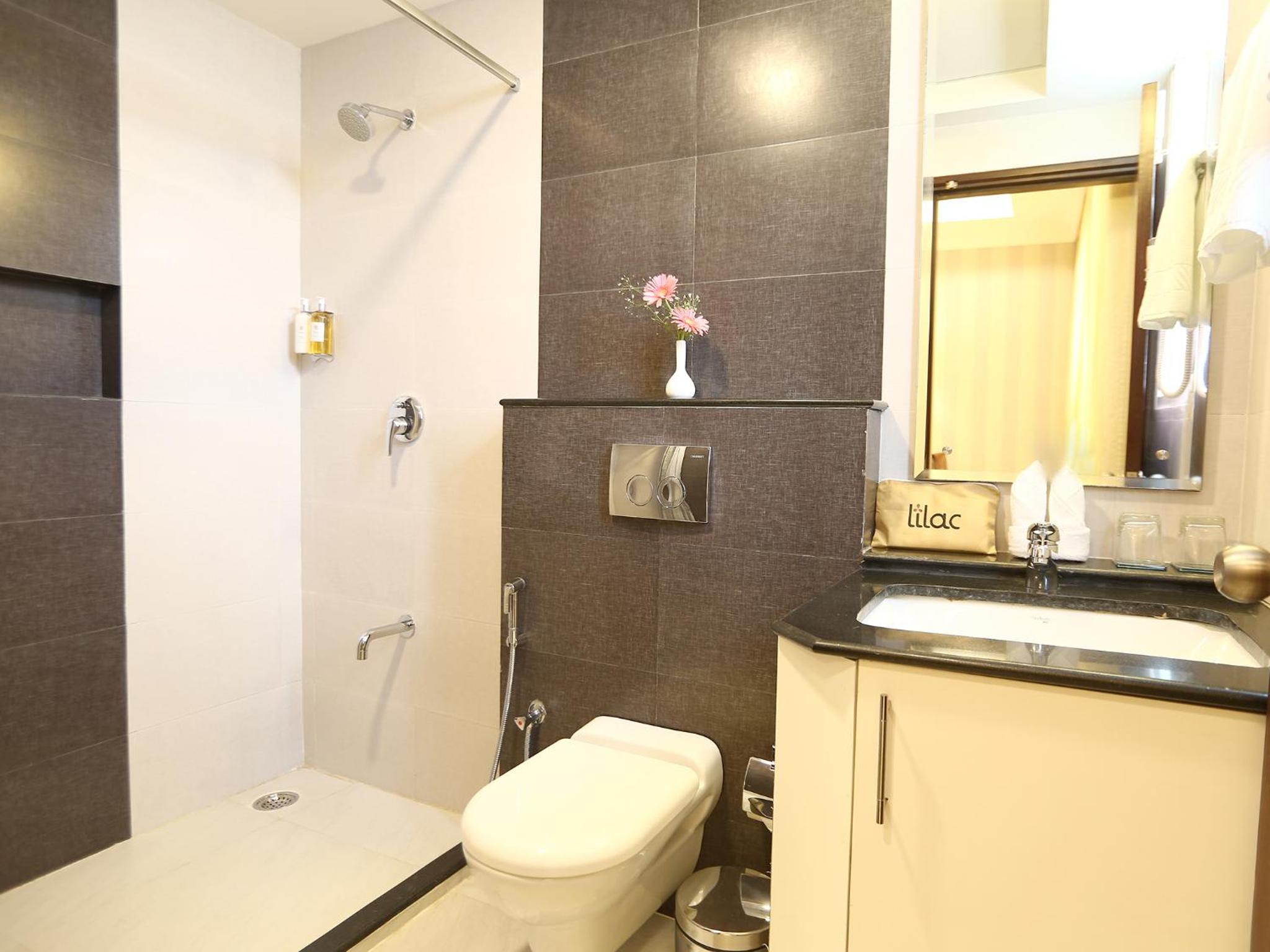 Executive Room - Photo 4