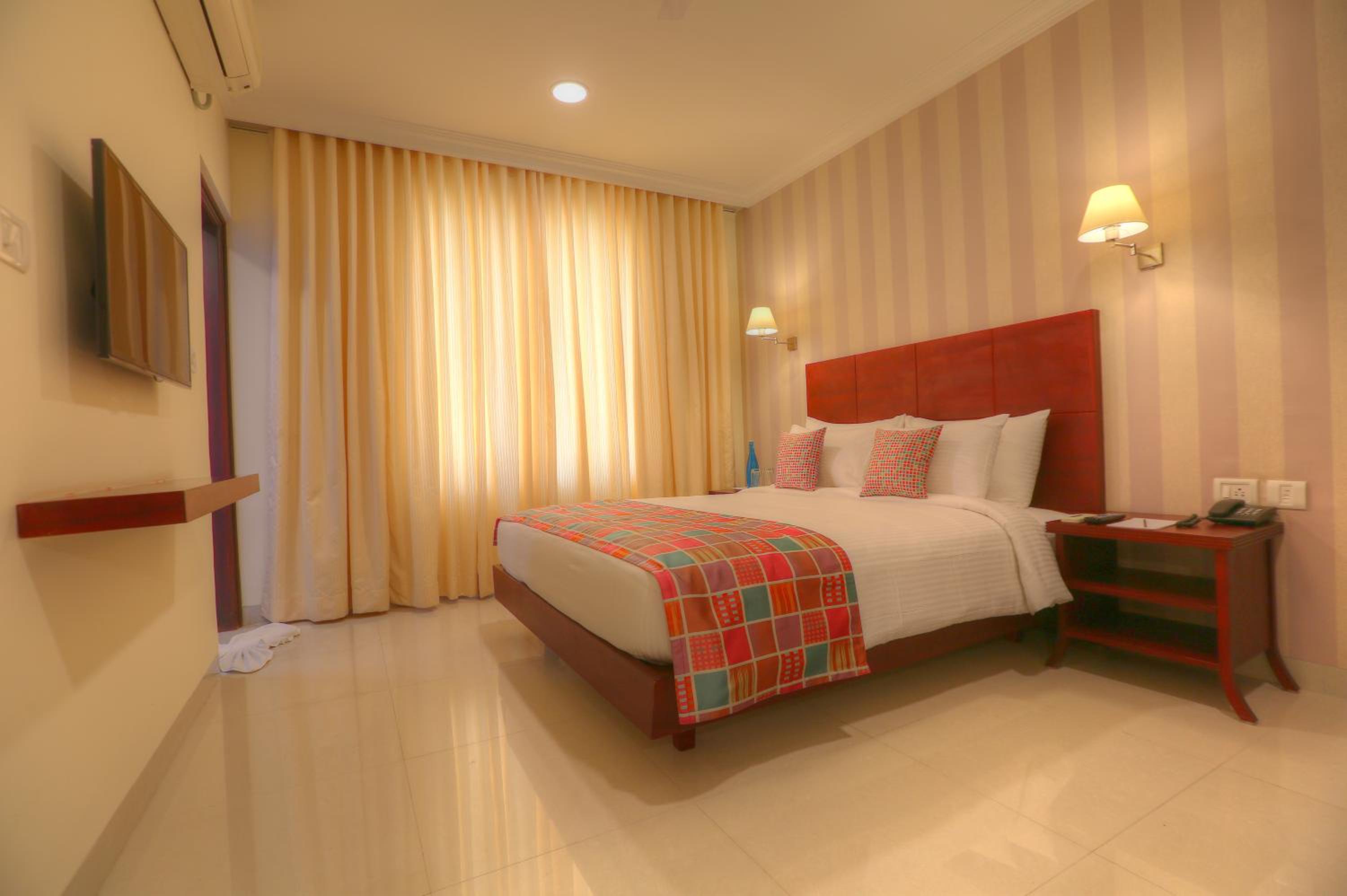 Executive Room - Photo 3
