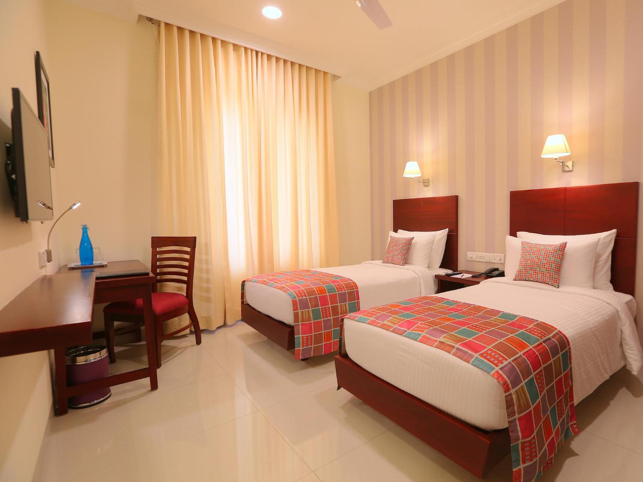 Premium Suite - Photo 1