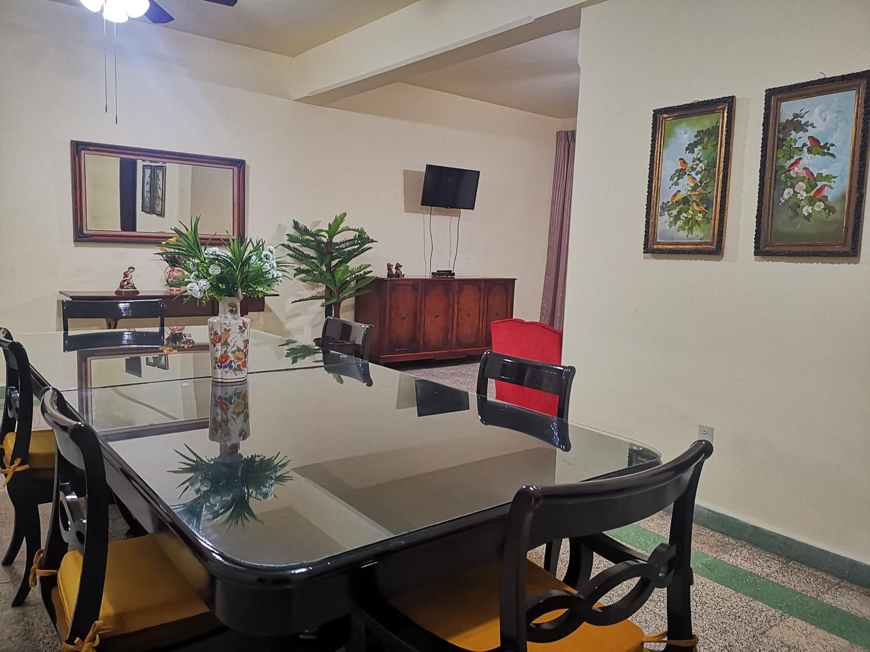 Three-Bedroom Apartment - Photo 6