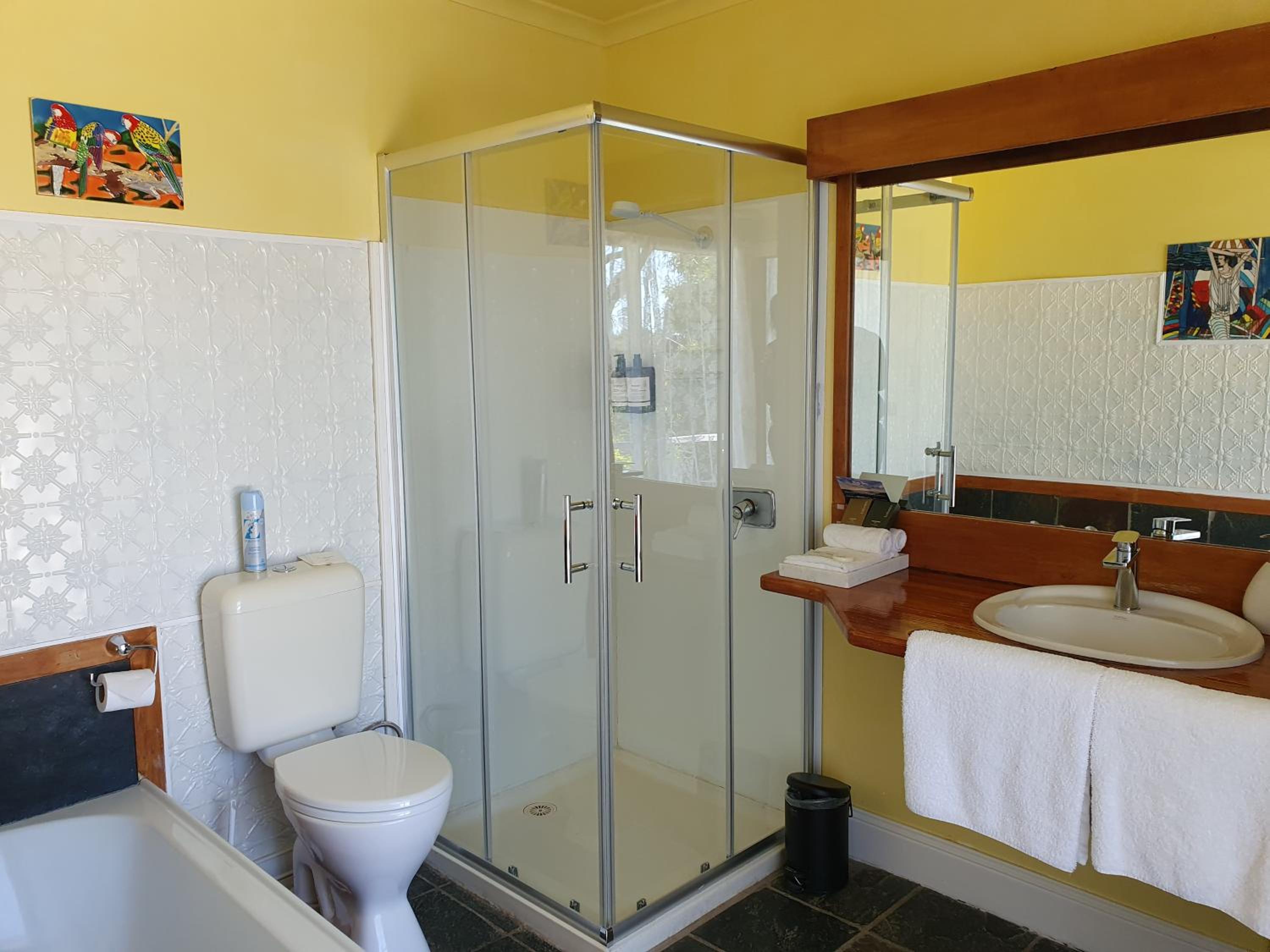 King Room with Sea View - Photo 10