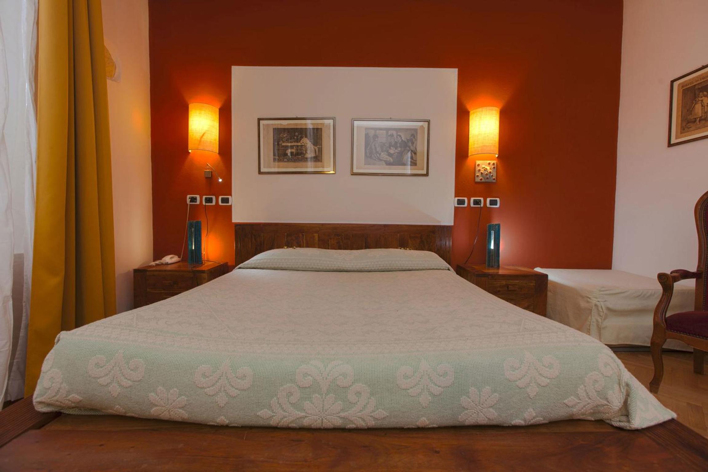 Double or Twin Room photo 2