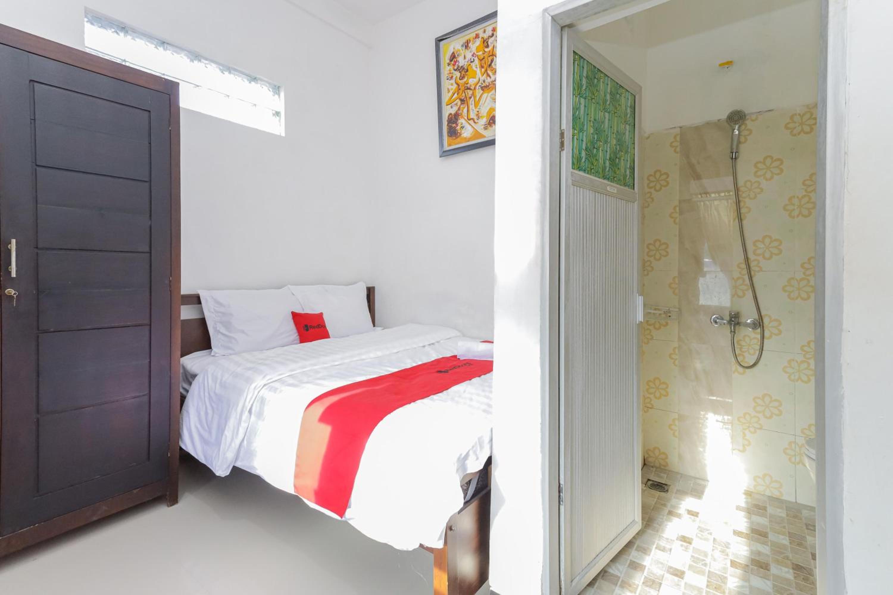 Standard Double Room - Photo 5