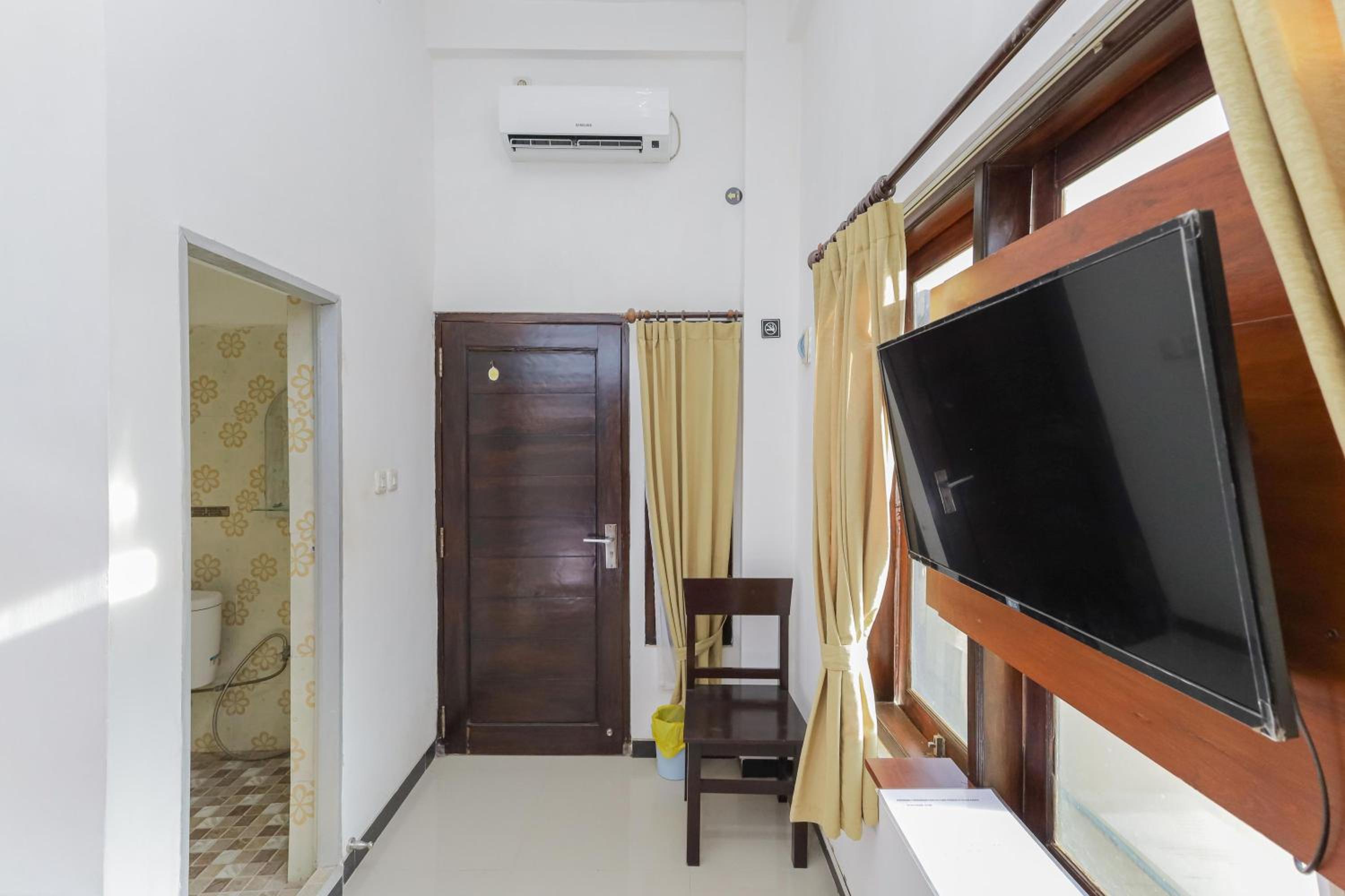 Standard Double Room - Photo 3