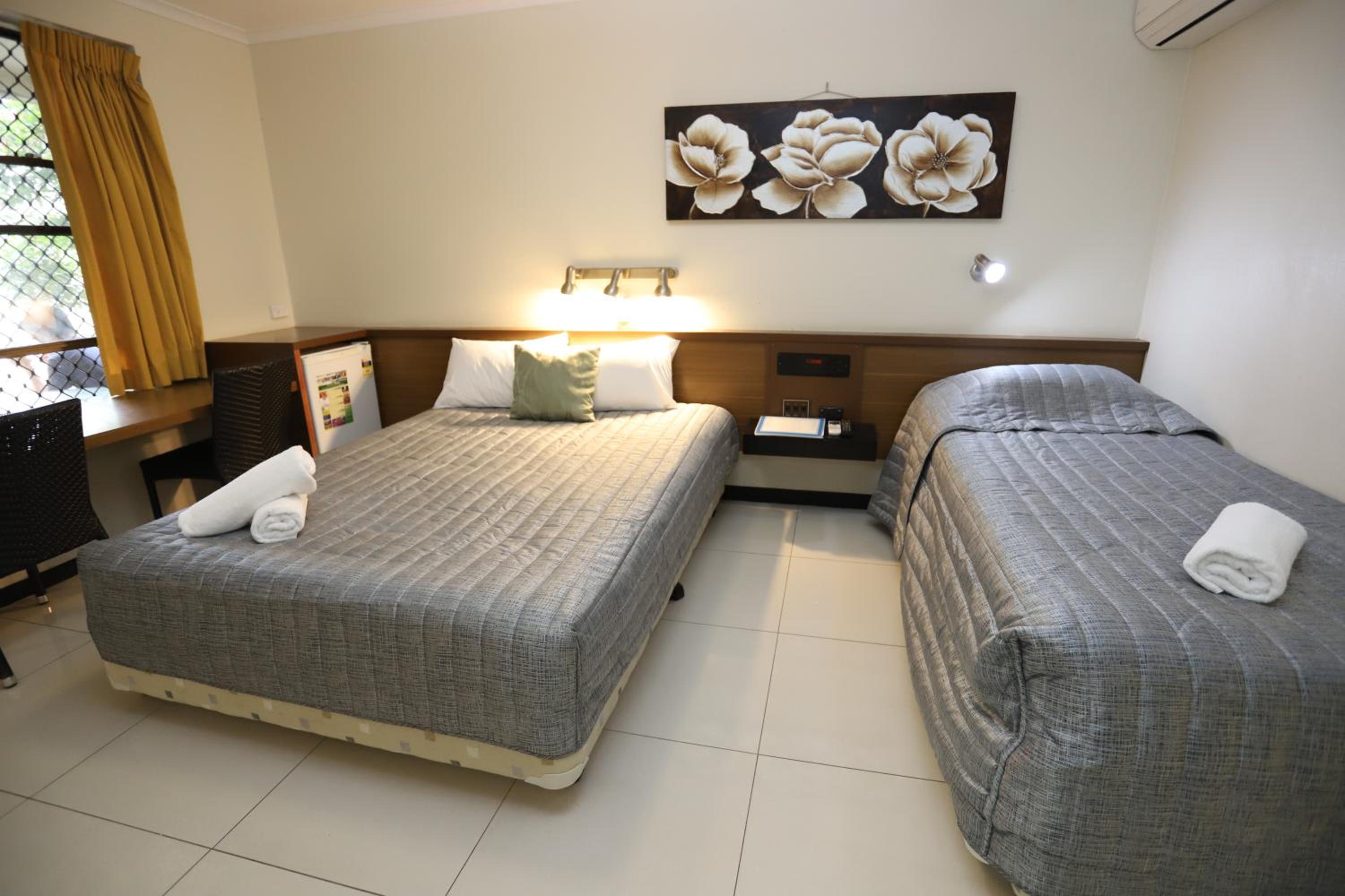 Executive Two-Bedroom Suite - Photo 10