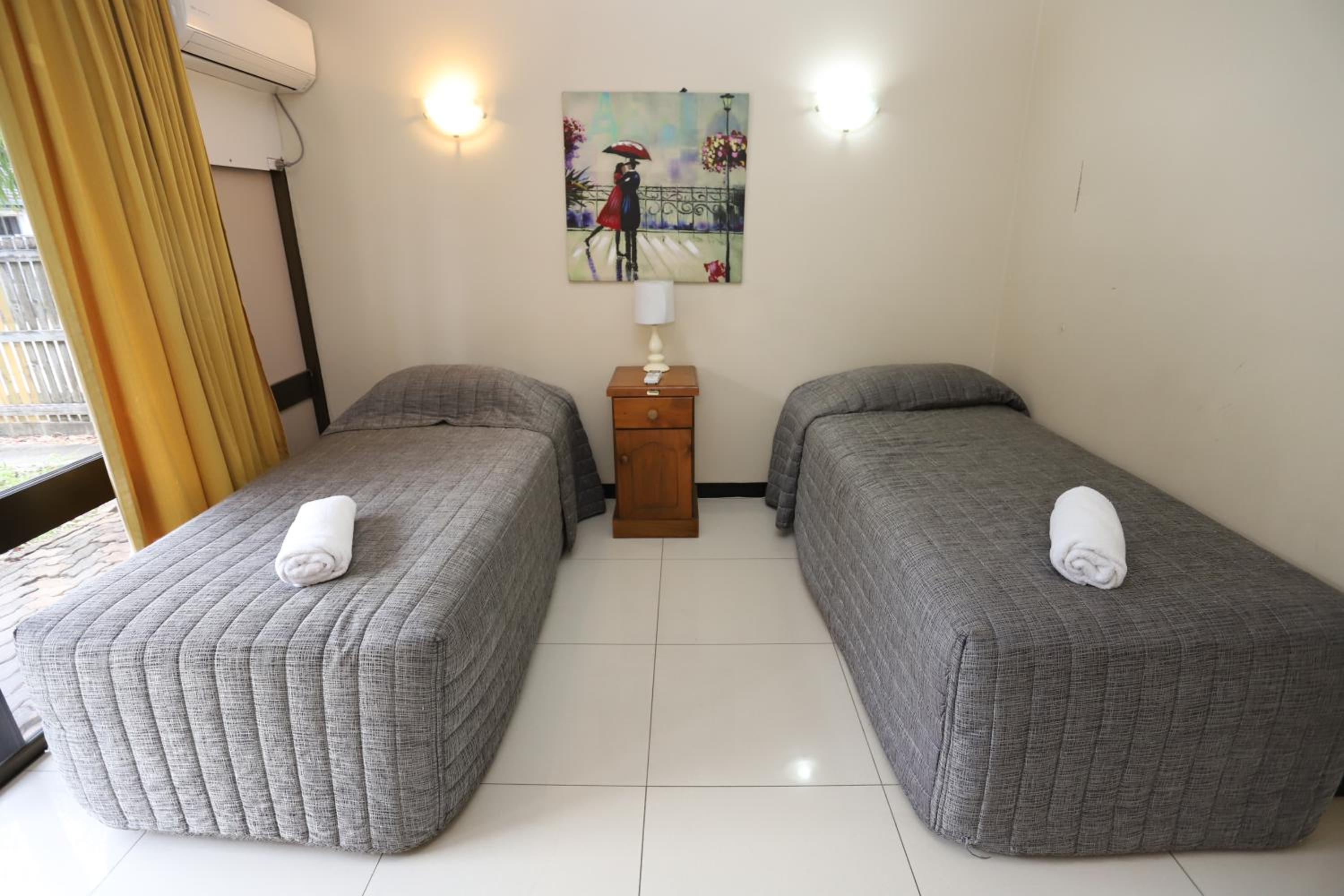 Executive Two-Bedroom Suite - Photo 14