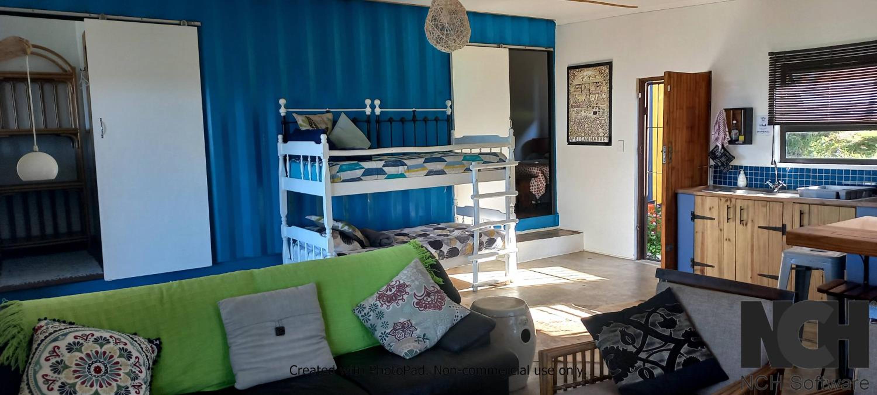 Two-Bedroom House - Photo 11