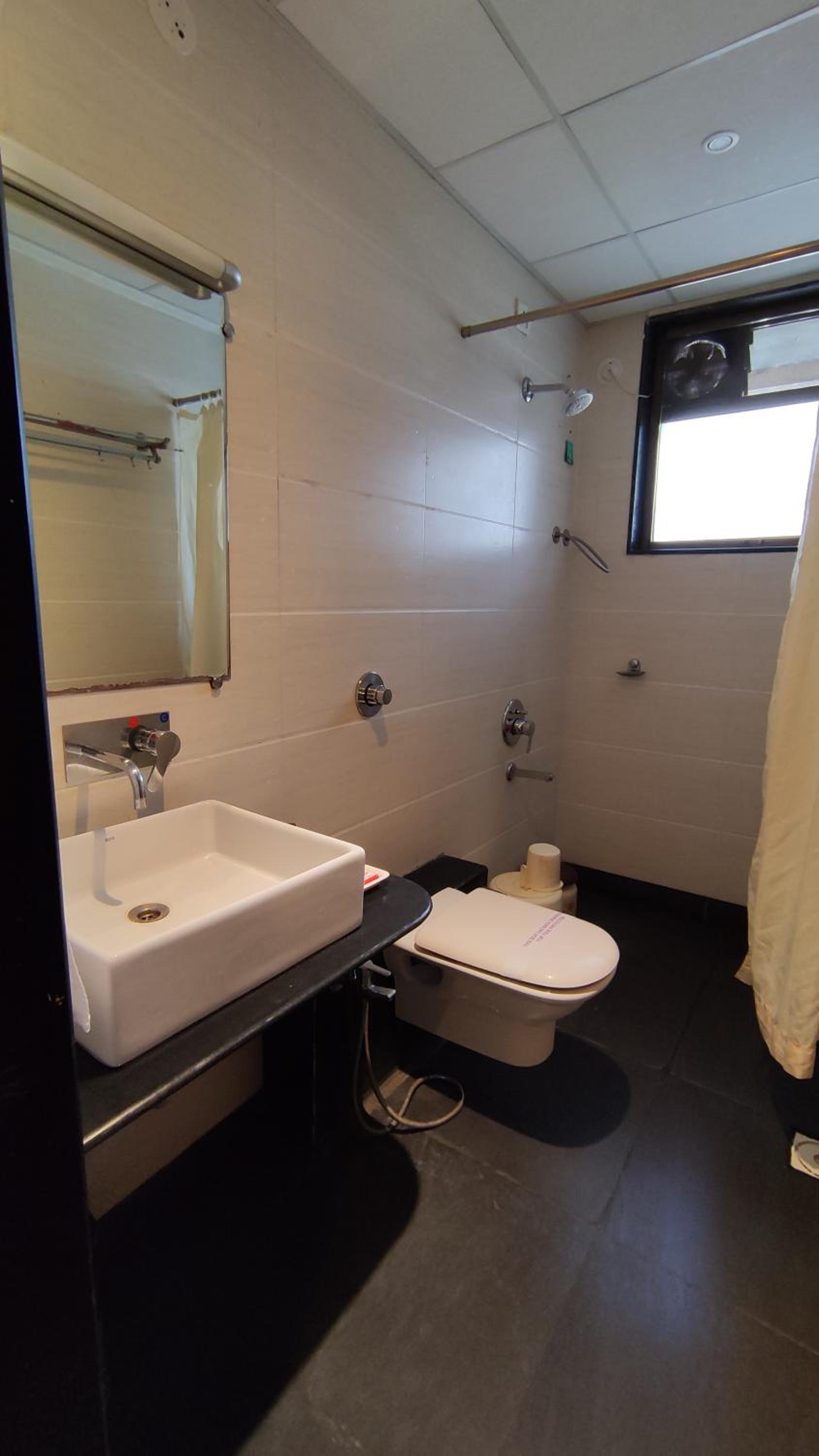 Suite - Photo 4