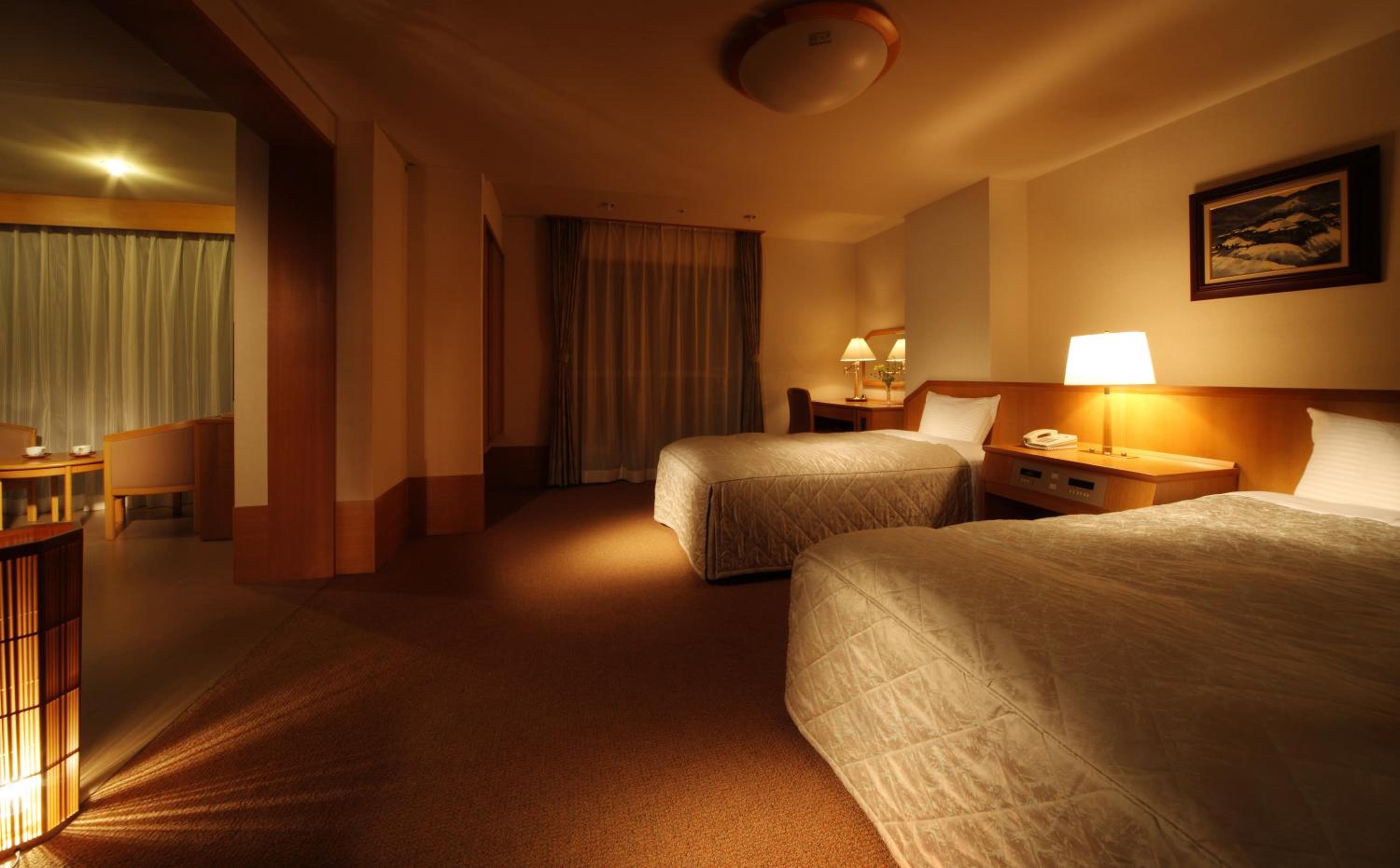 Standard Twin Room - Photo 3