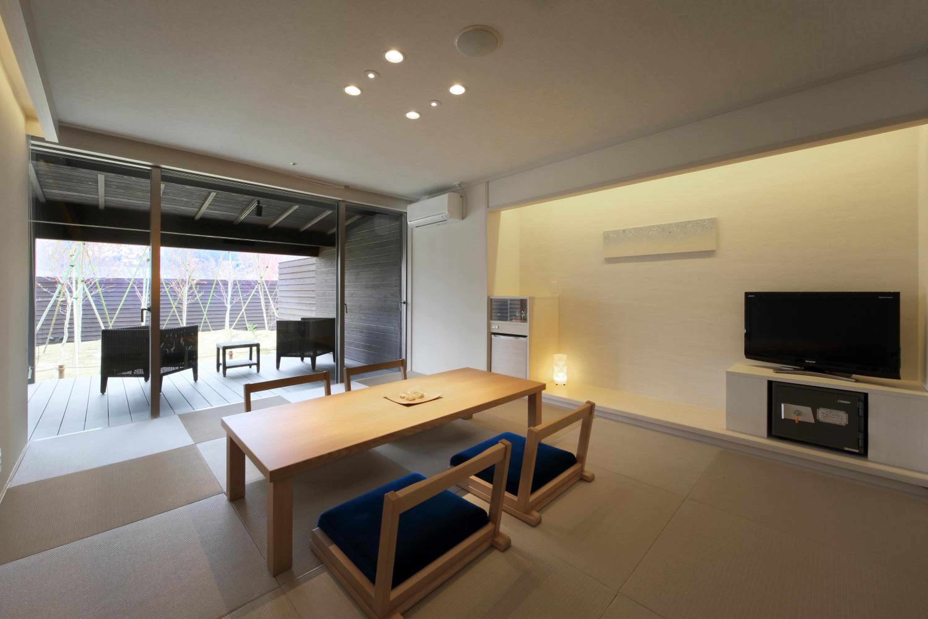 Japanese-Style Room with Open Air Bath - Non-Smoking  - Photo 10
