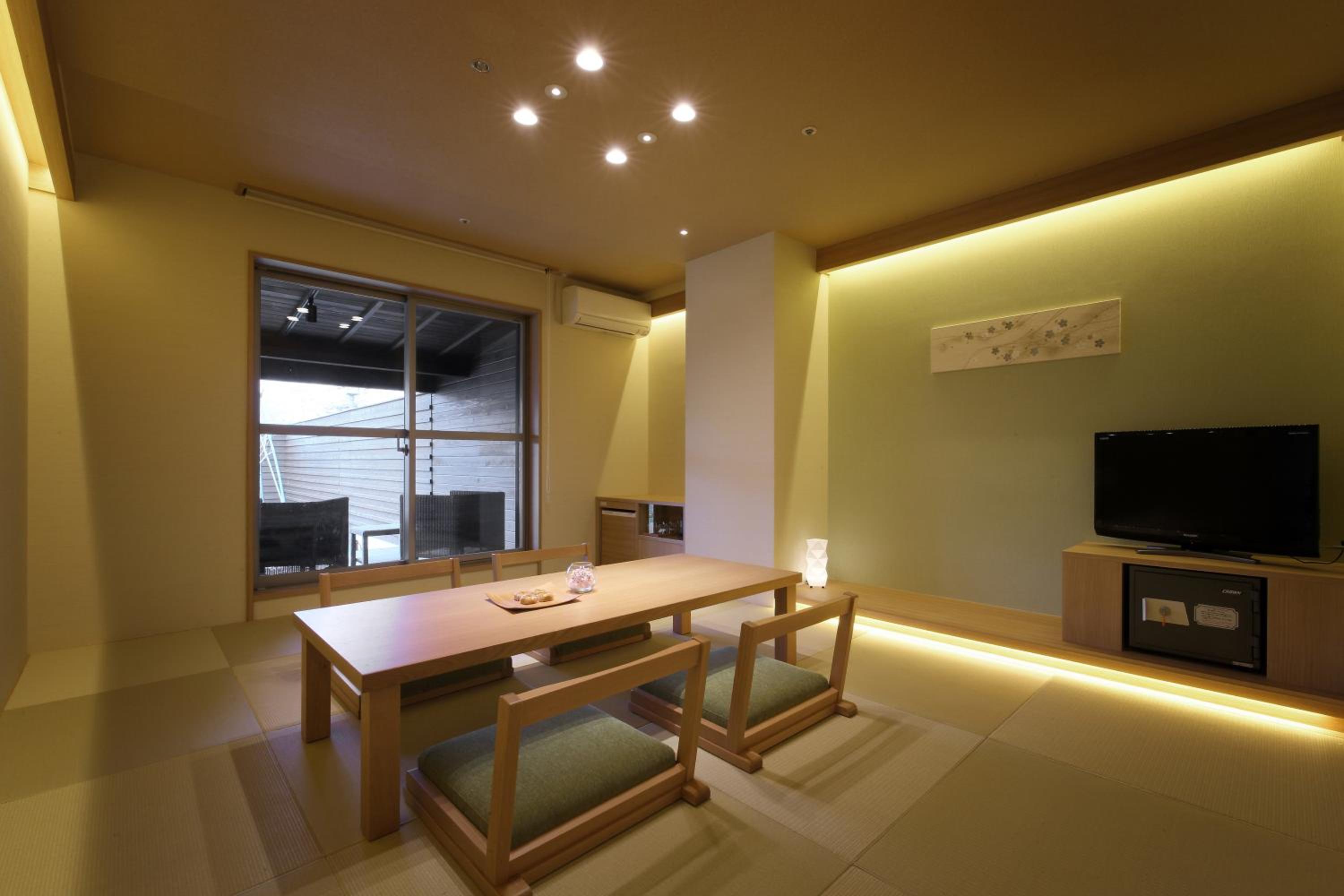 Japanese-Style Room with Open Air Bath - Non-Smoking  - Photo 13