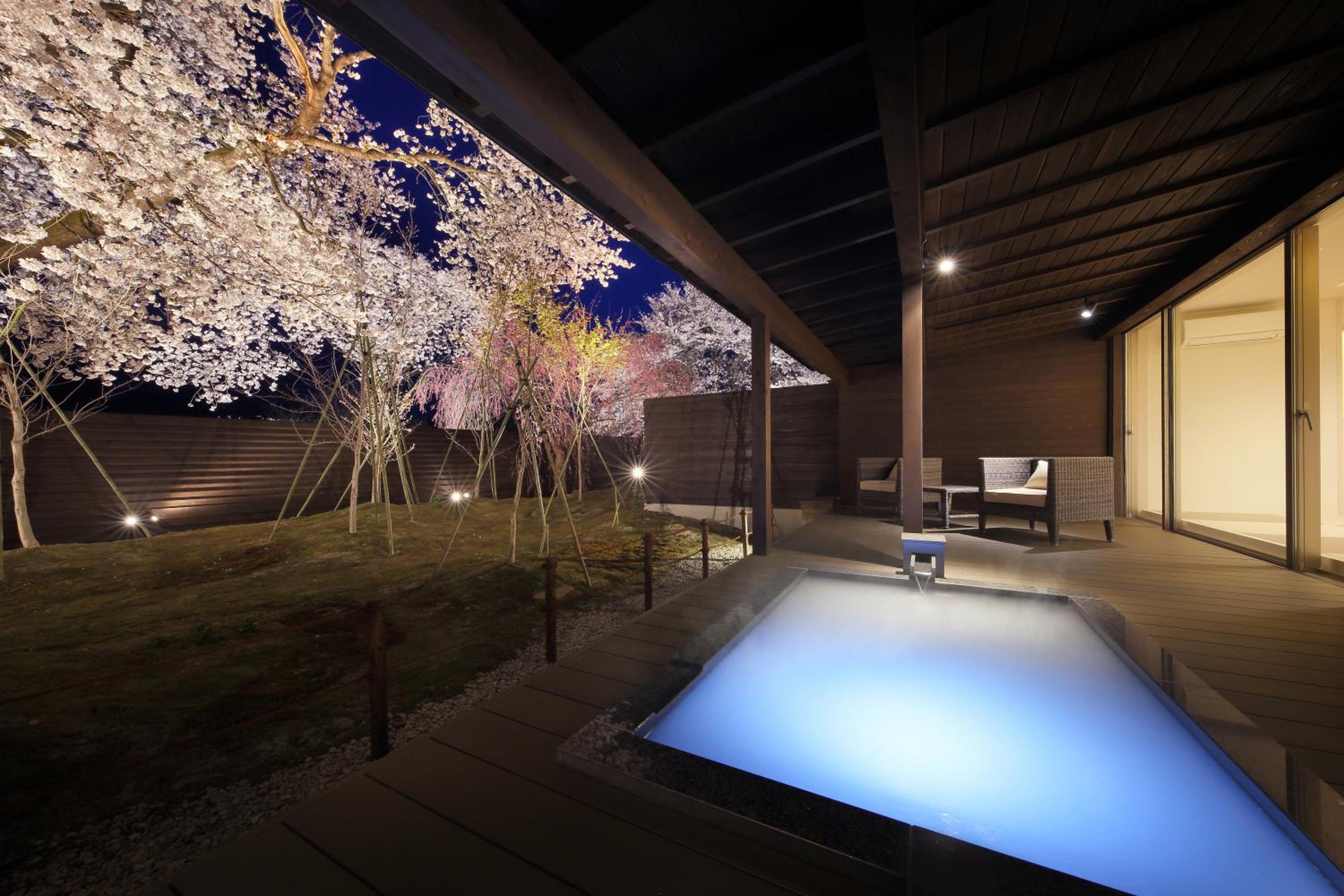 Japanese-Style Room with Open Air Bath - Non-Smoking  - Photo 16