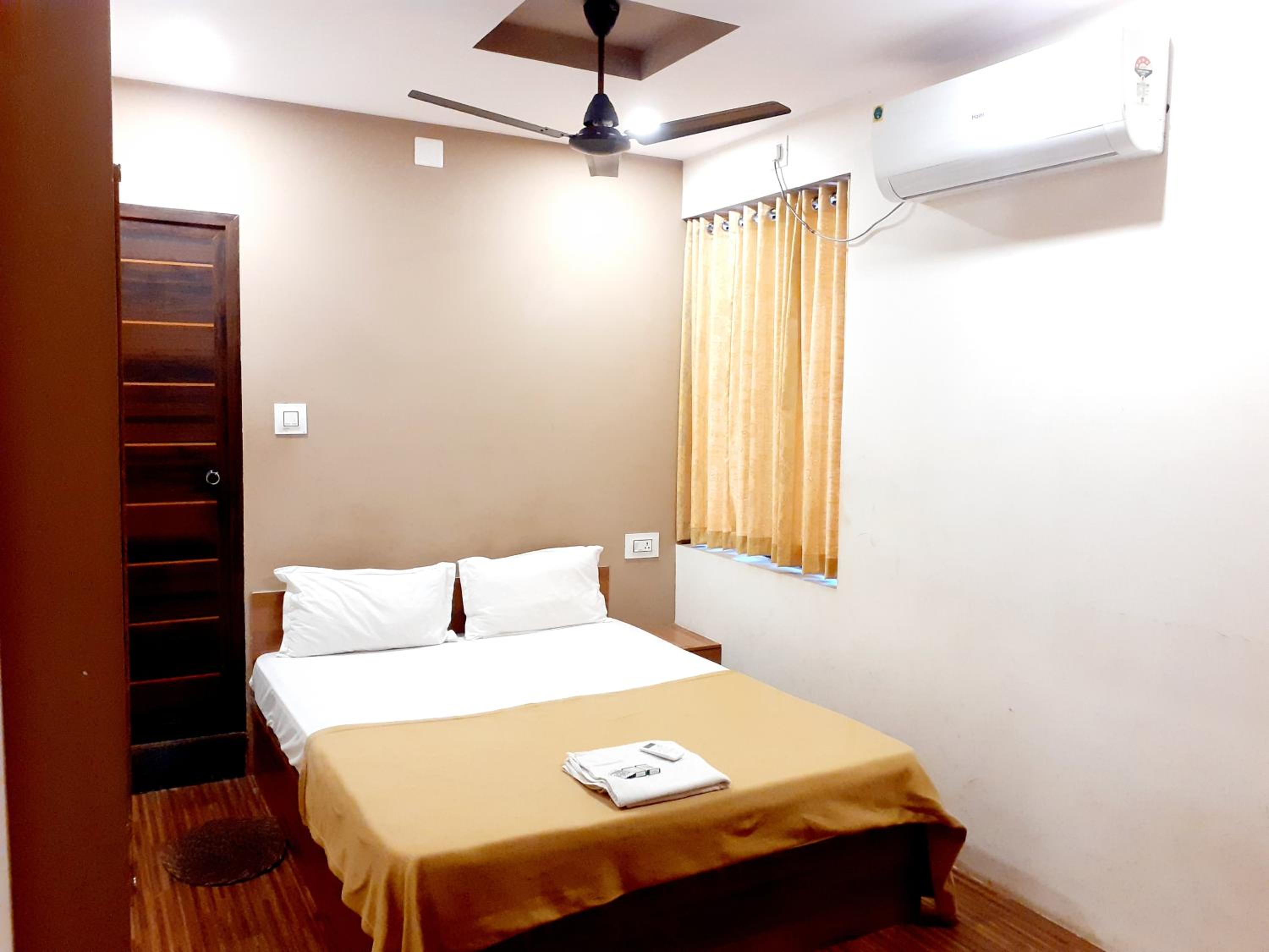 Deluxe Double Room photo 3