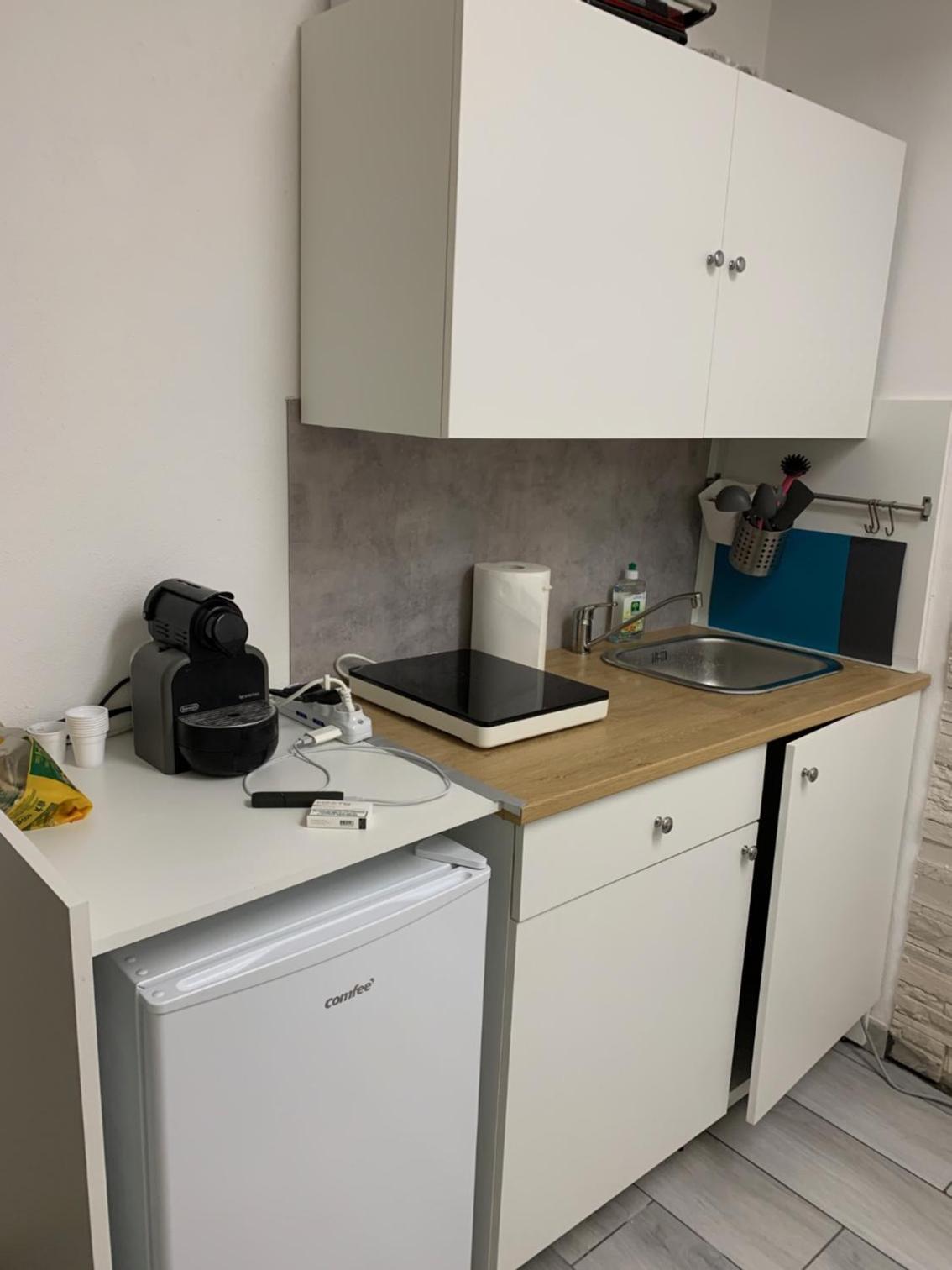 One-Bedroom Apartment photo 2