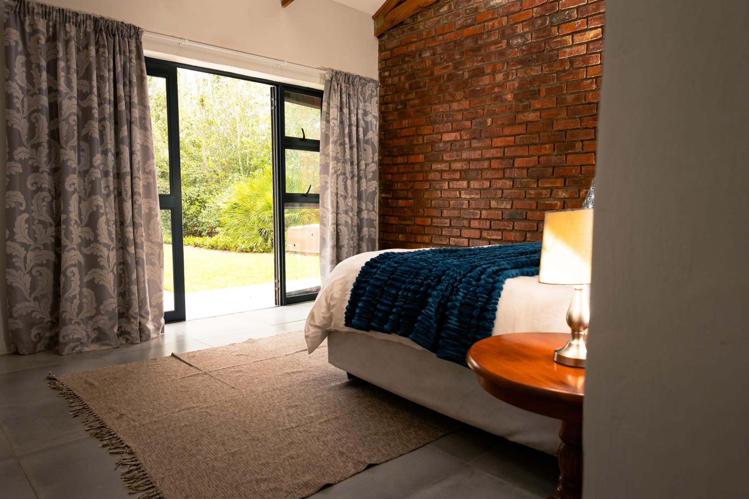 Deluxe Double Room photo 3