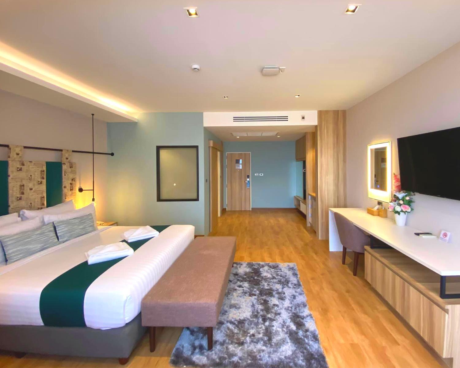 Large Double Room - Photo 5