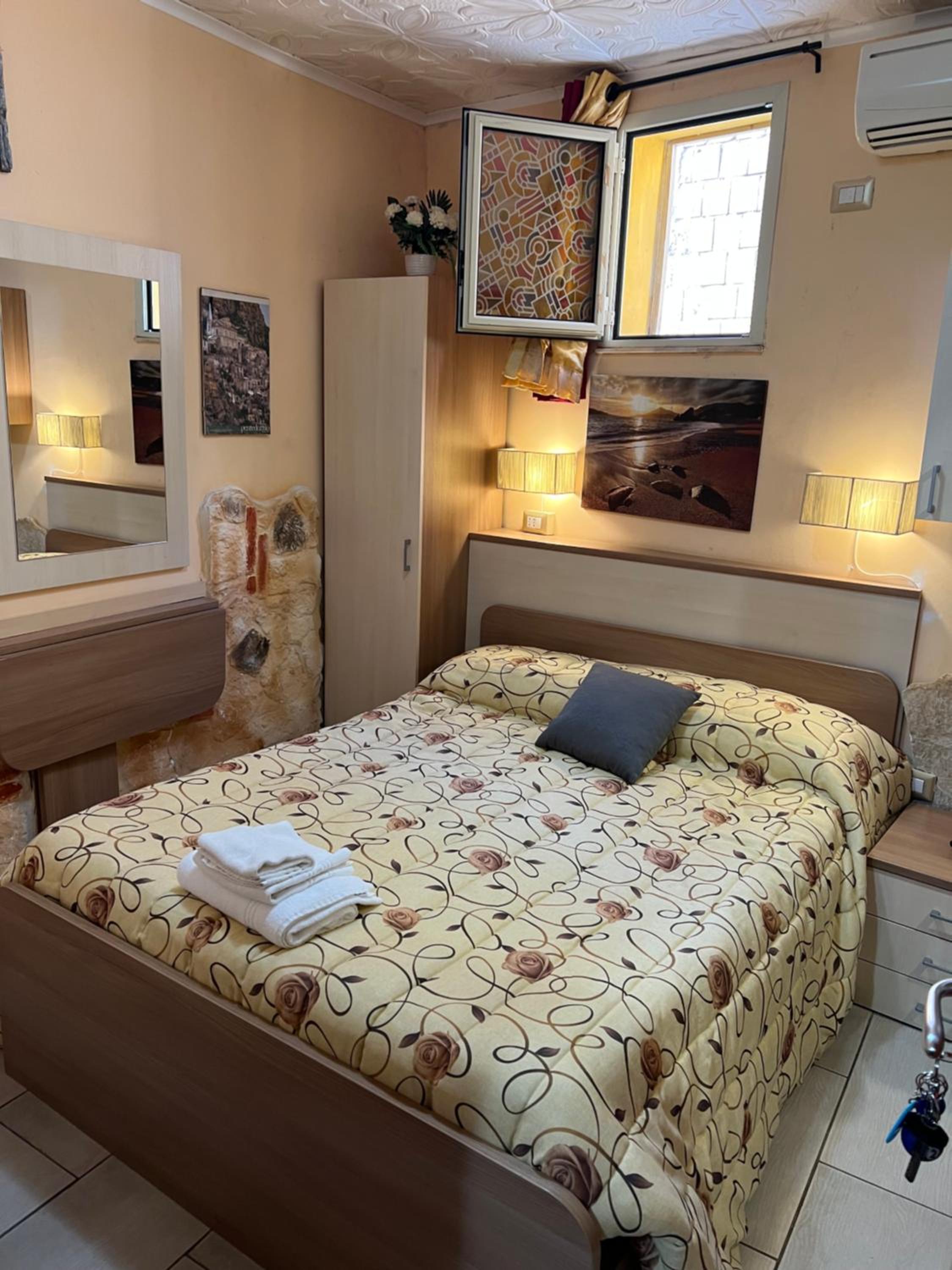 Double Room - Photo 7