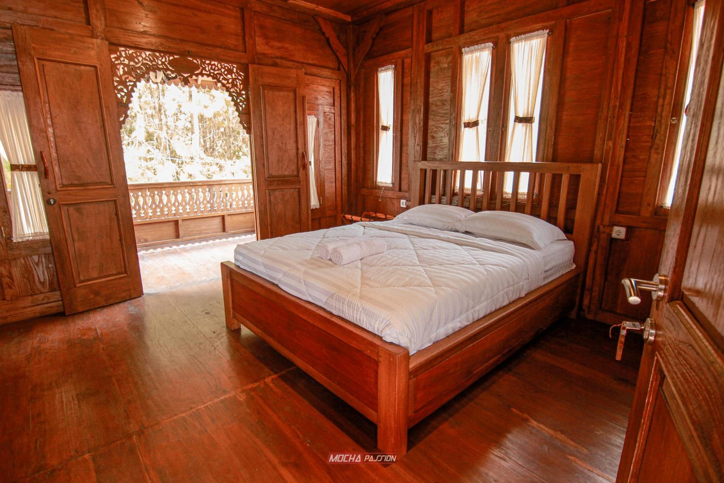 Double Room with Balcony - Photo 2