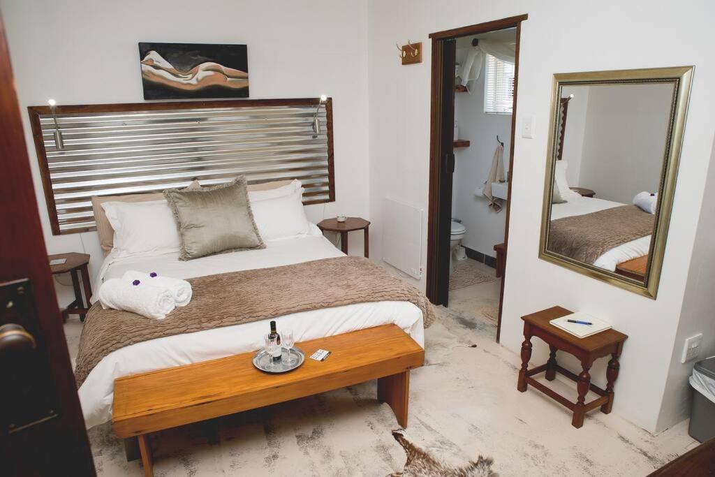 Double Room with Private Bathroom photo 1