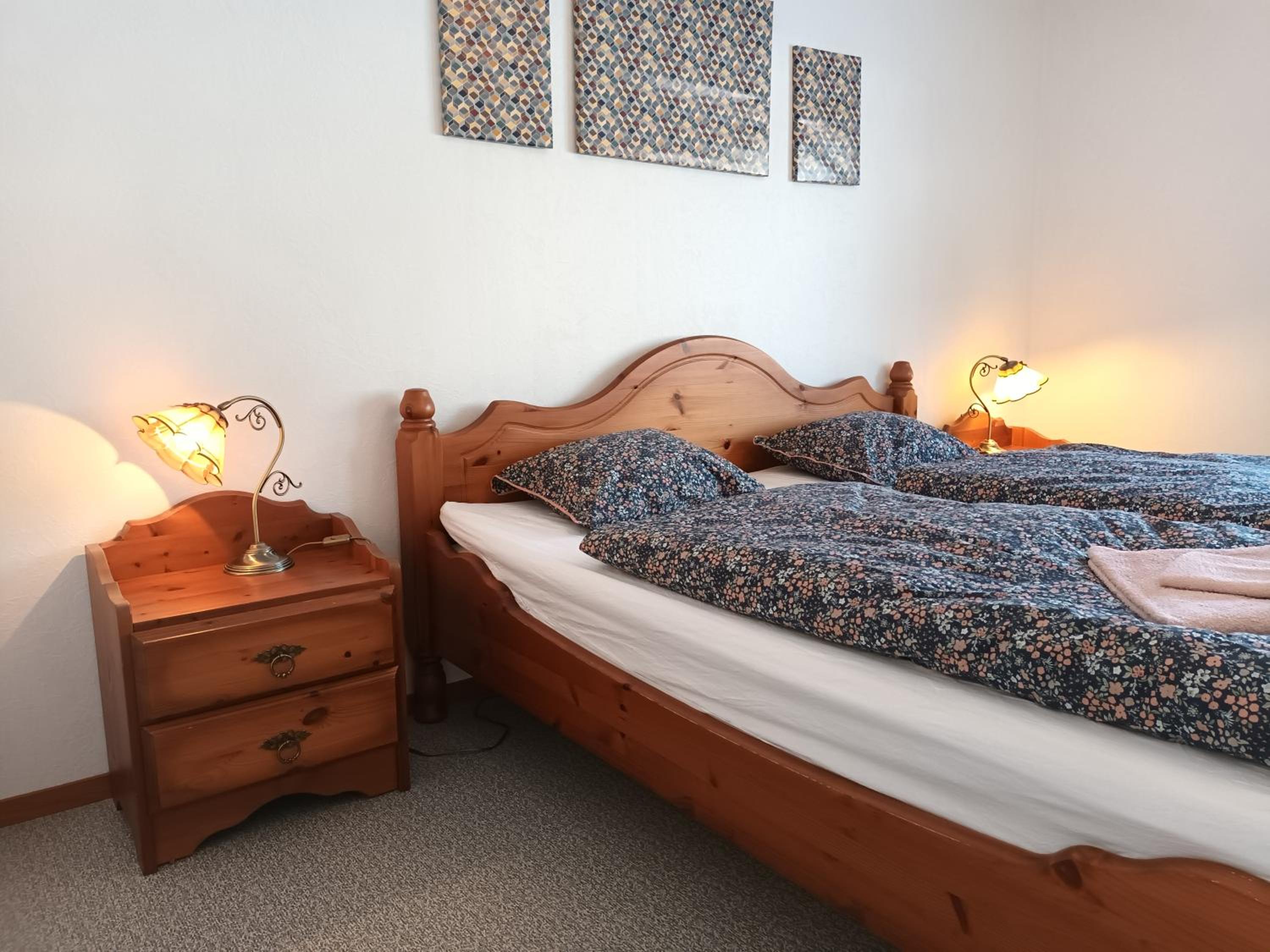 Double Room with Shared Bathroom photo 1