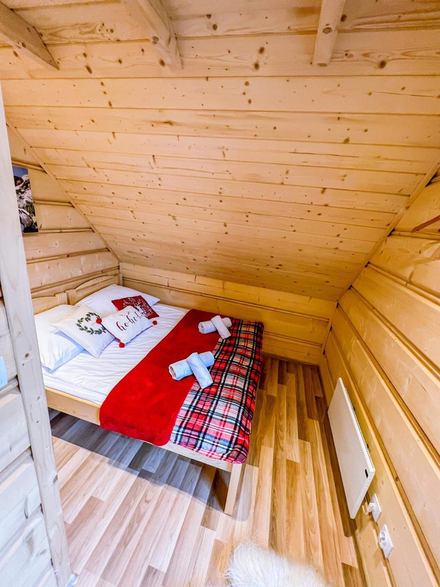 Two-Bedroom House - Photo 20