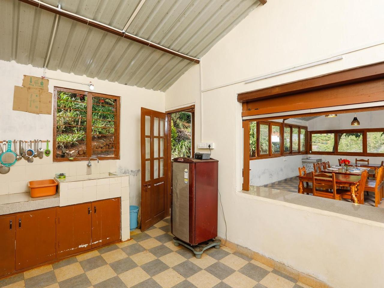 Double Room - Photo 8
