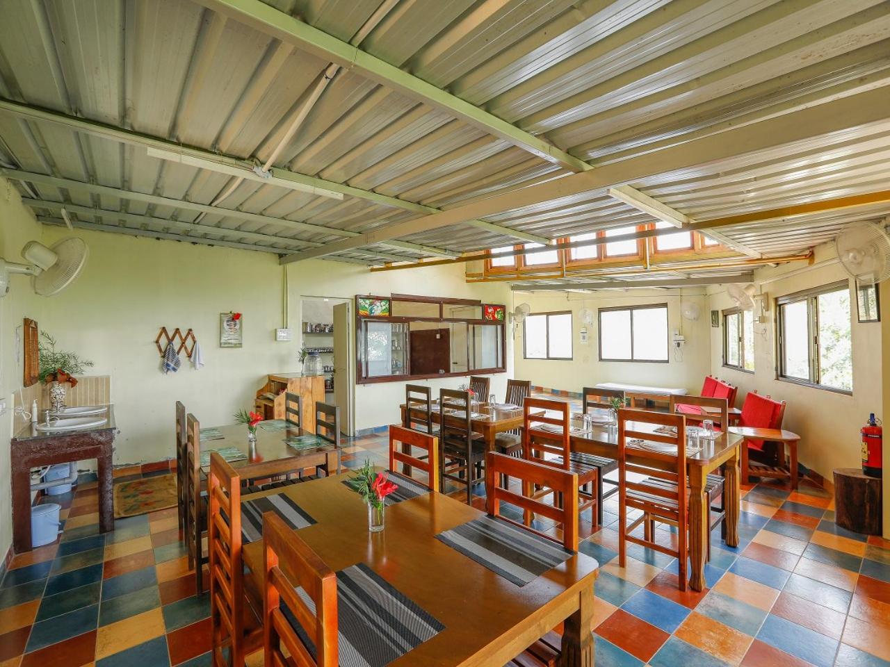 Quadruple Room - Photo 7