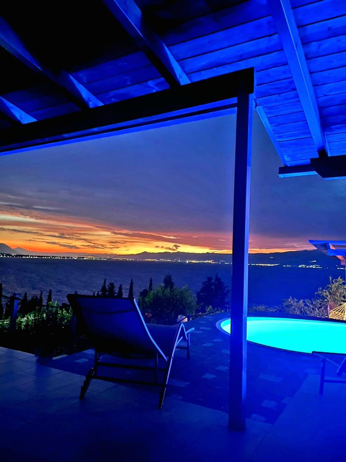 Villa with Private Pool - Photo 30