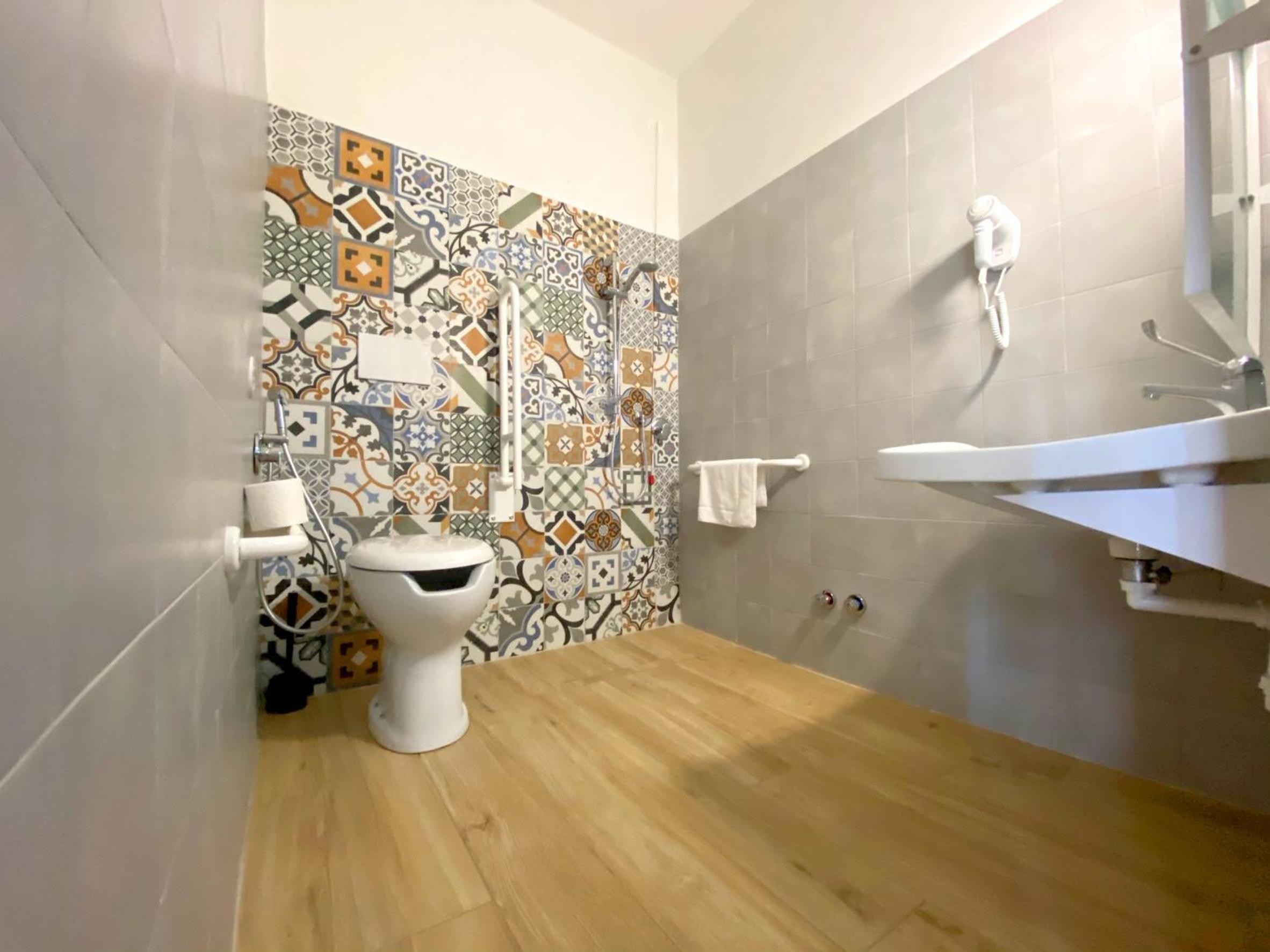 Double Room with Terrace - Photo 6