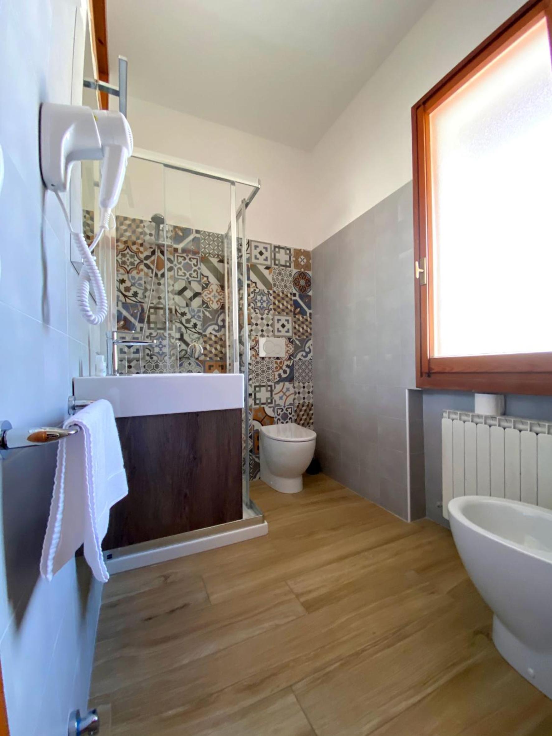Double Room with Terrace - Photo 3