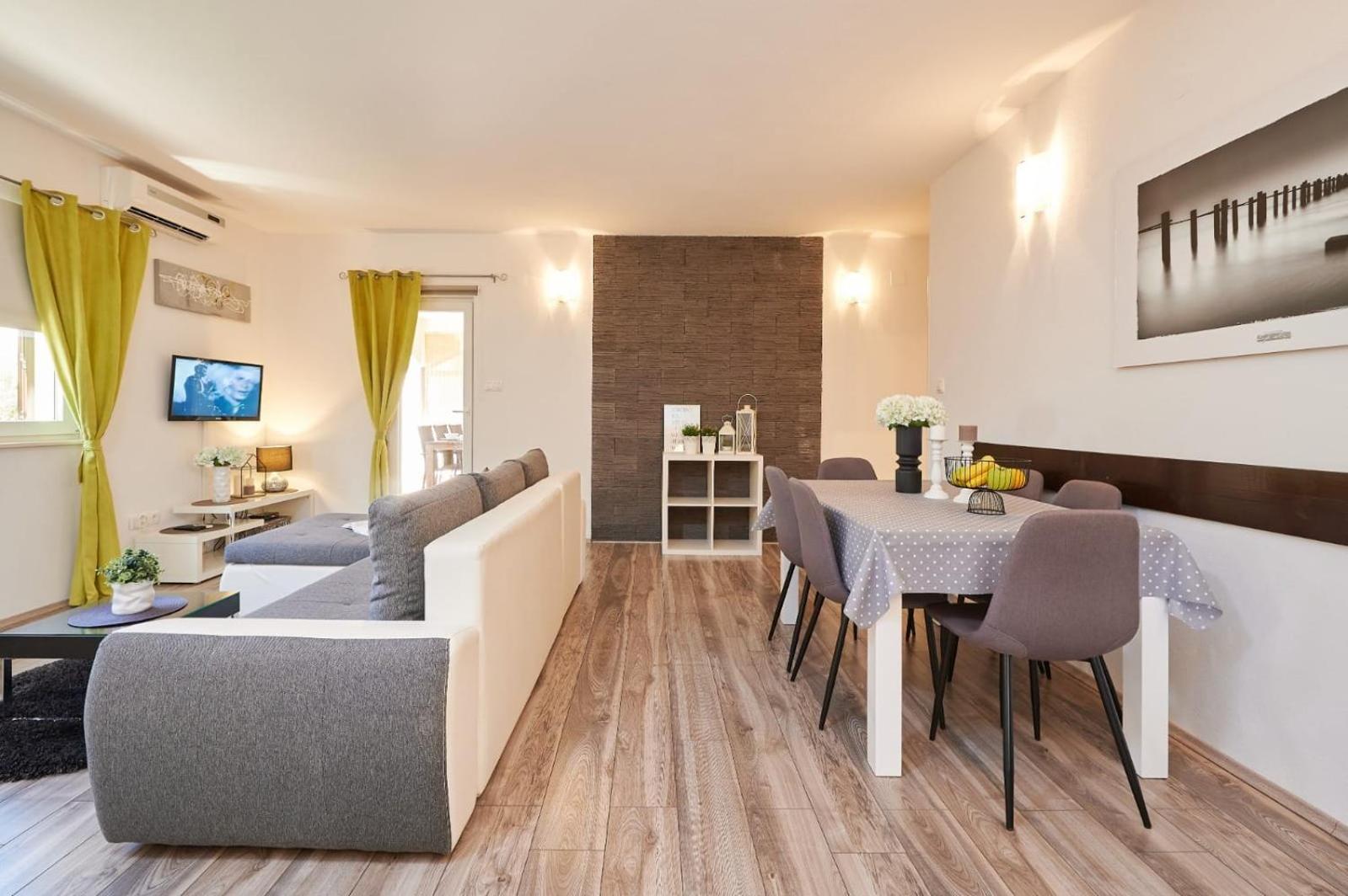Three-Bedroom Villa with Terrace