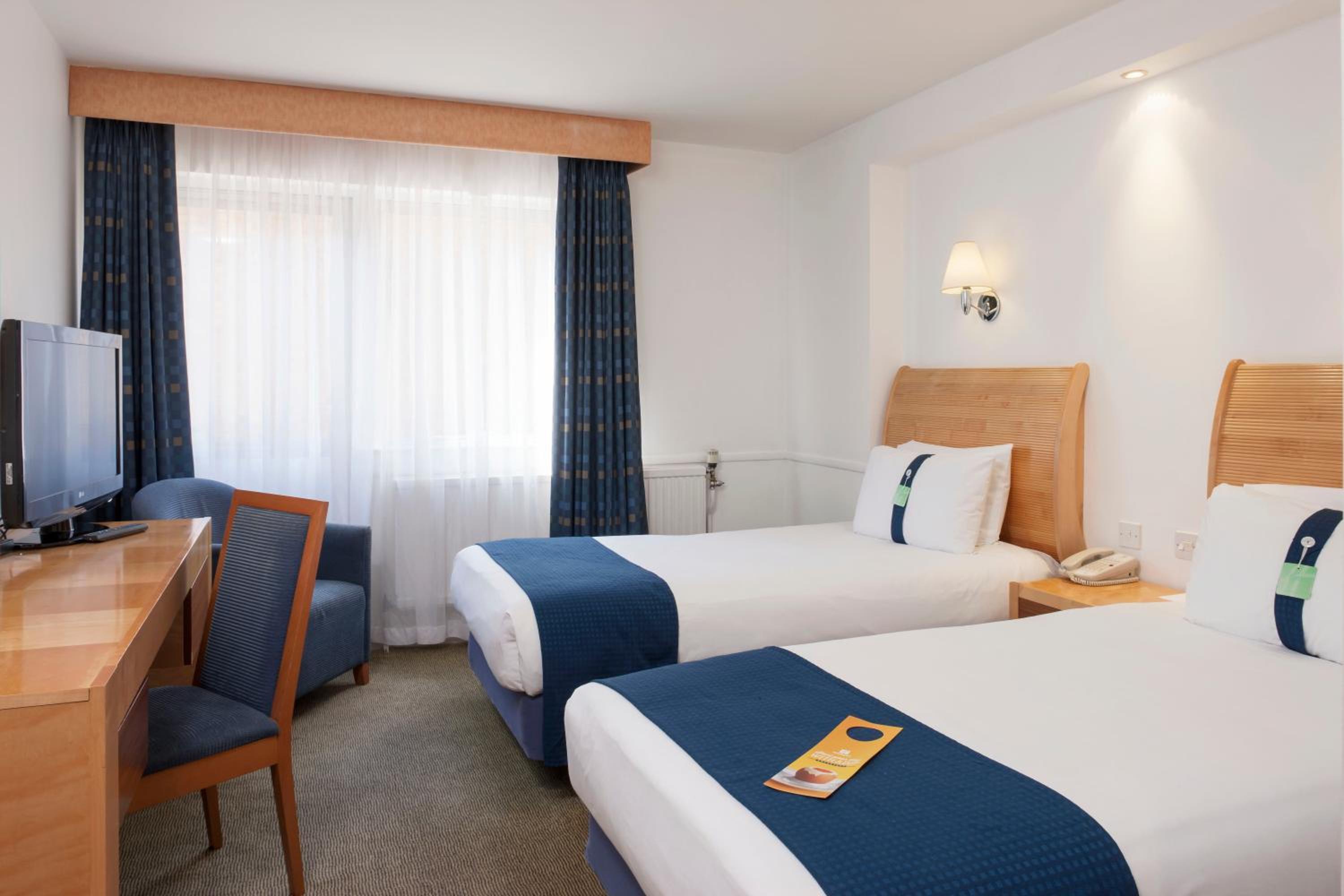 Standard Room - Photo 1