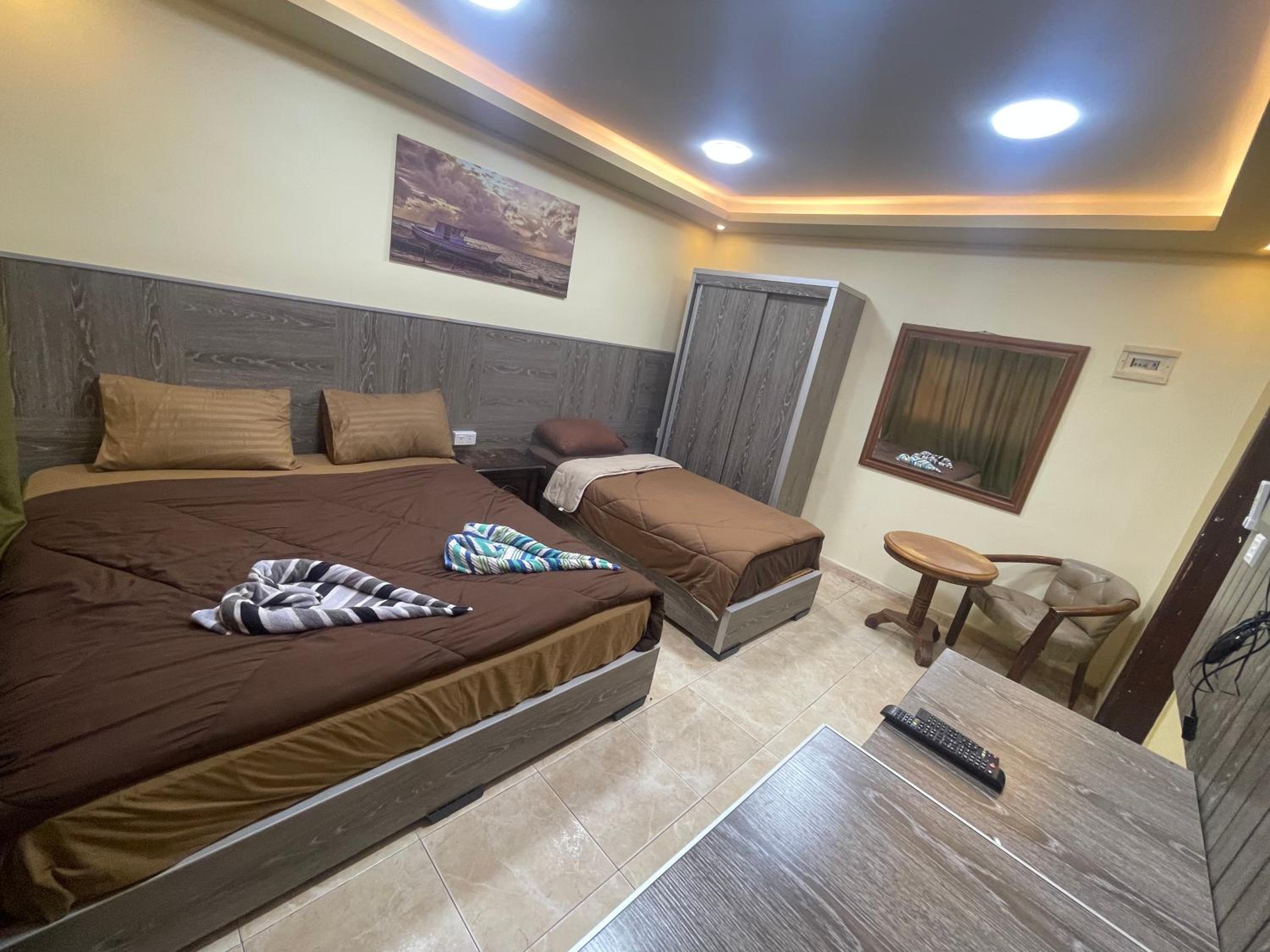 Triple Room