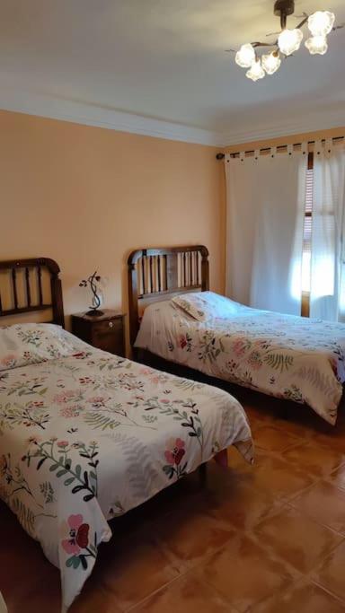 Casa de cuatro habitaciones