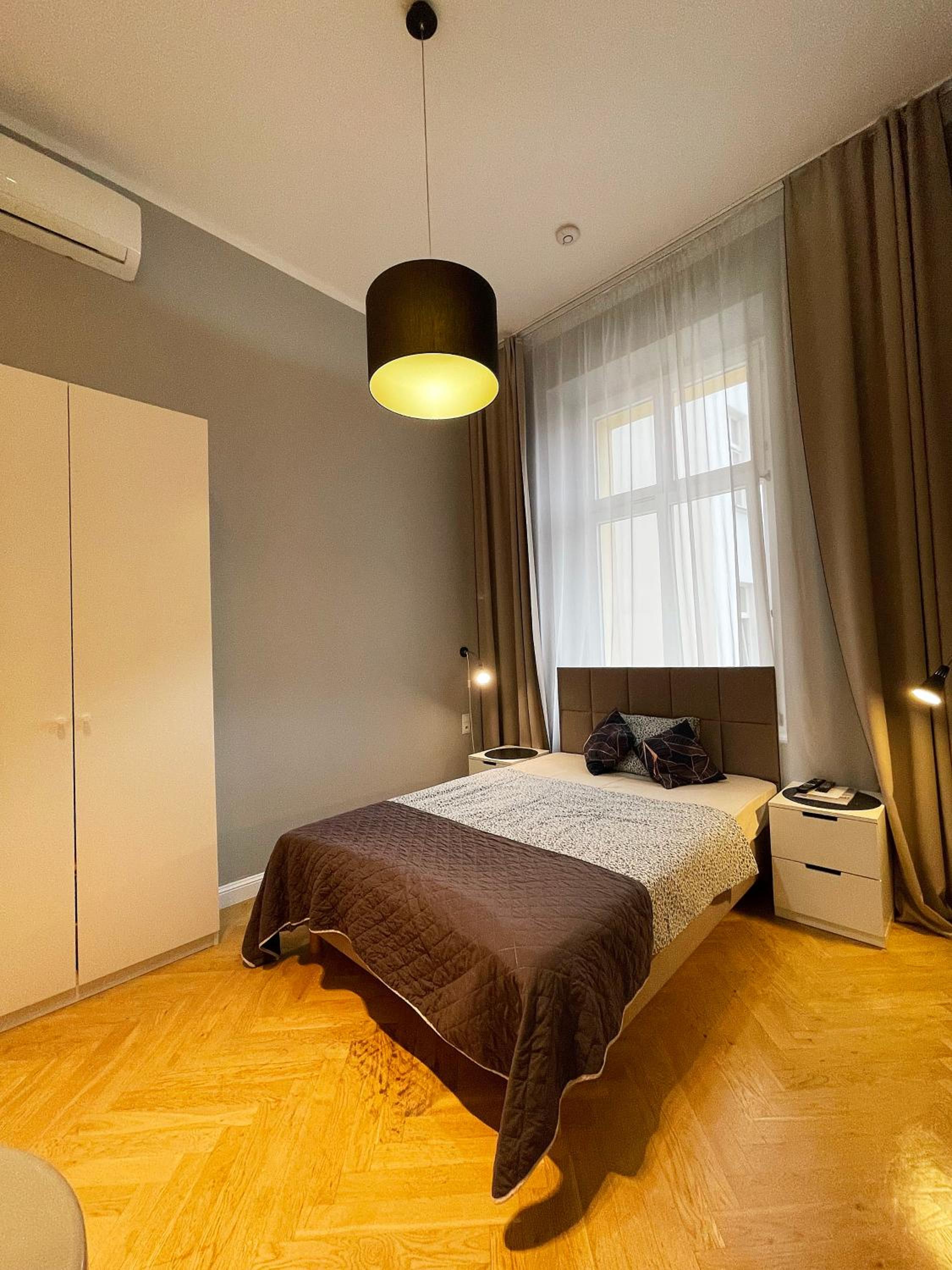 Standard Apartment with Courtyard View photo 2