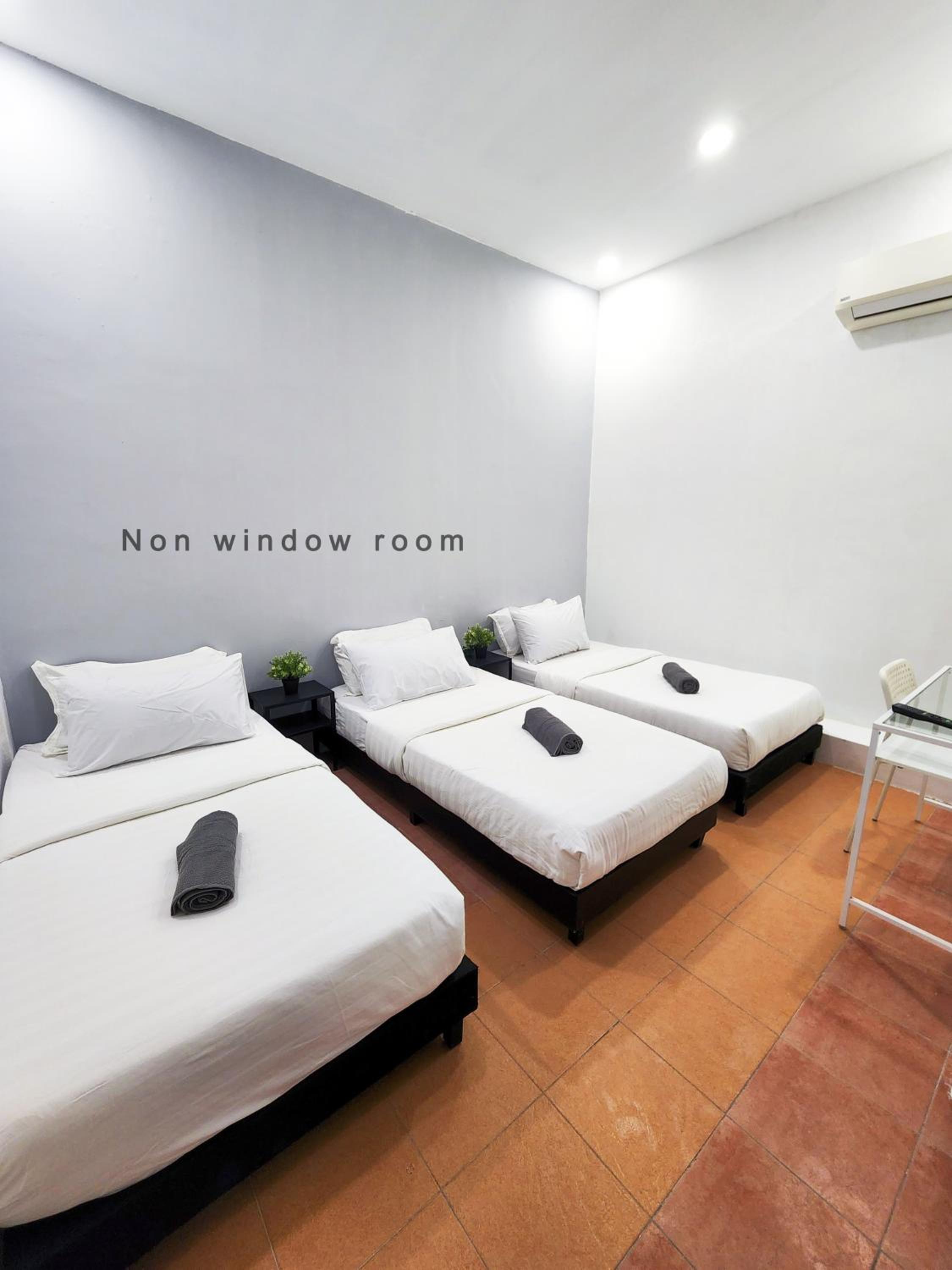 Standard Triple Room - Photo 1