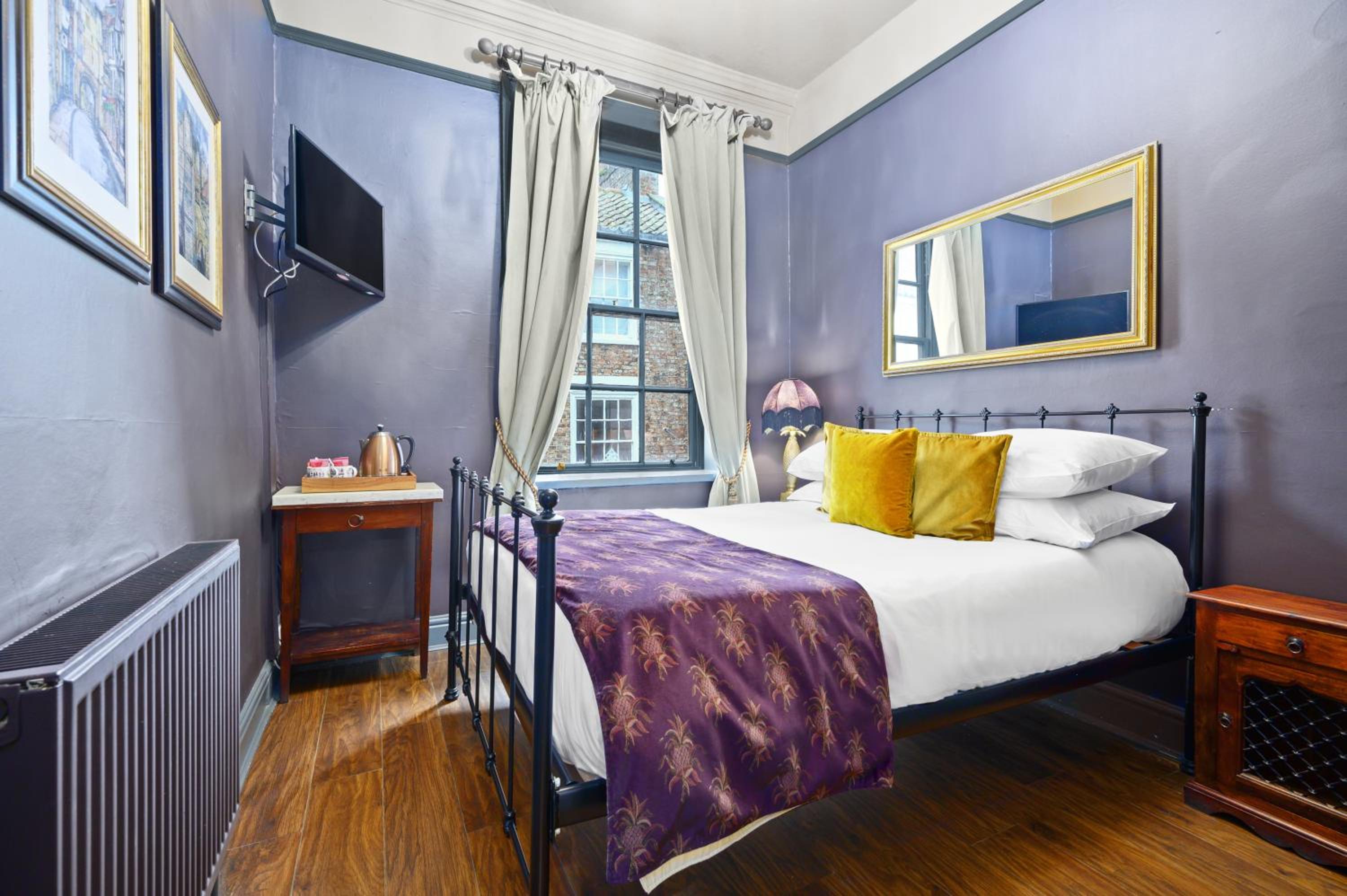 Standard Double Room photo 3
