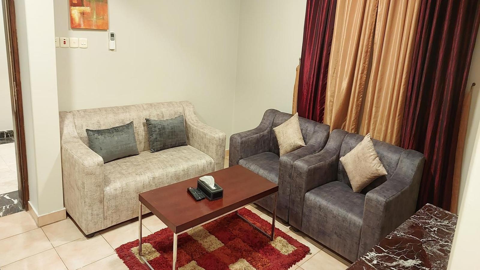 Royal Suite - Photo 7
