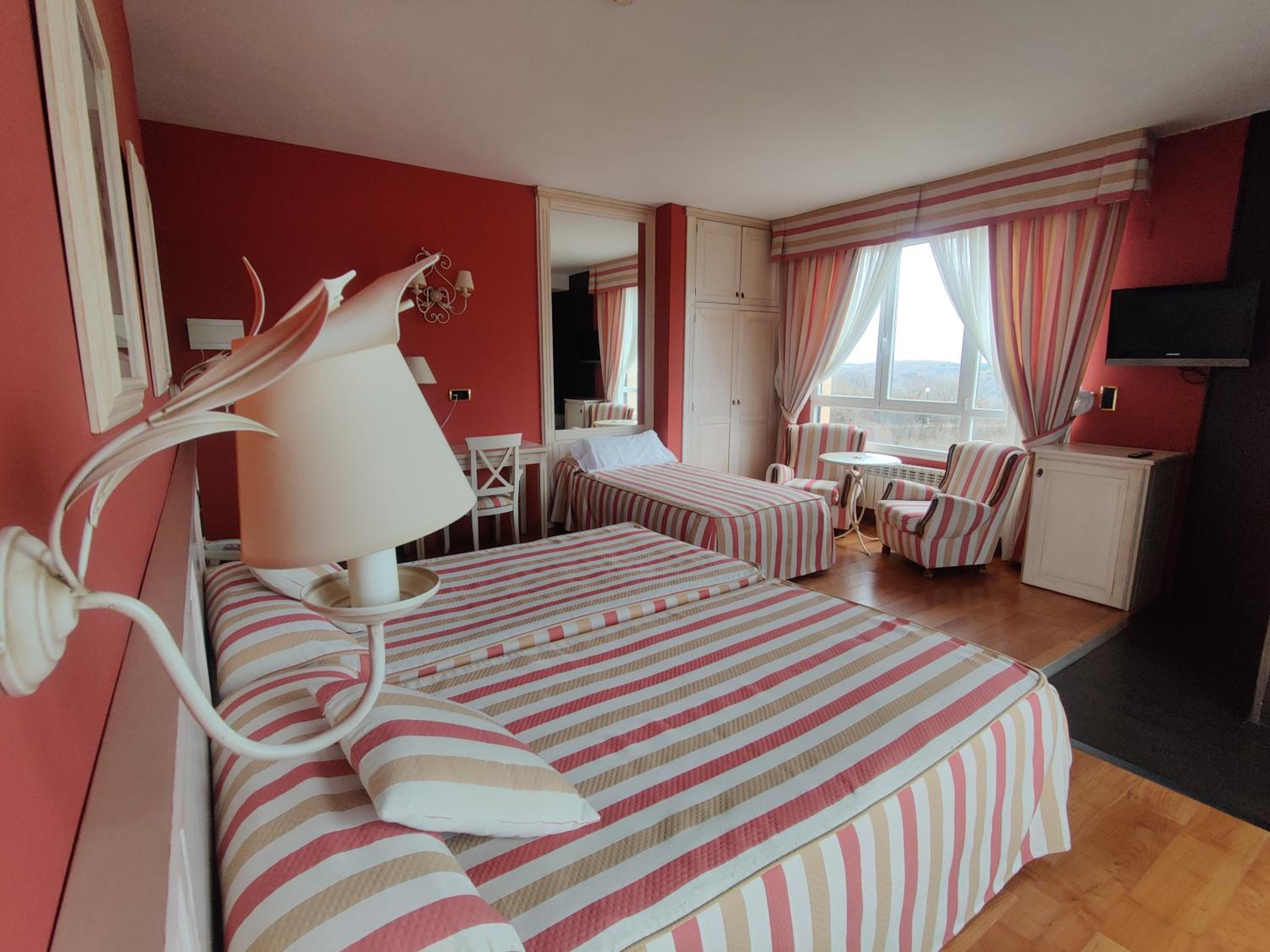 Triple Room - Photo 2