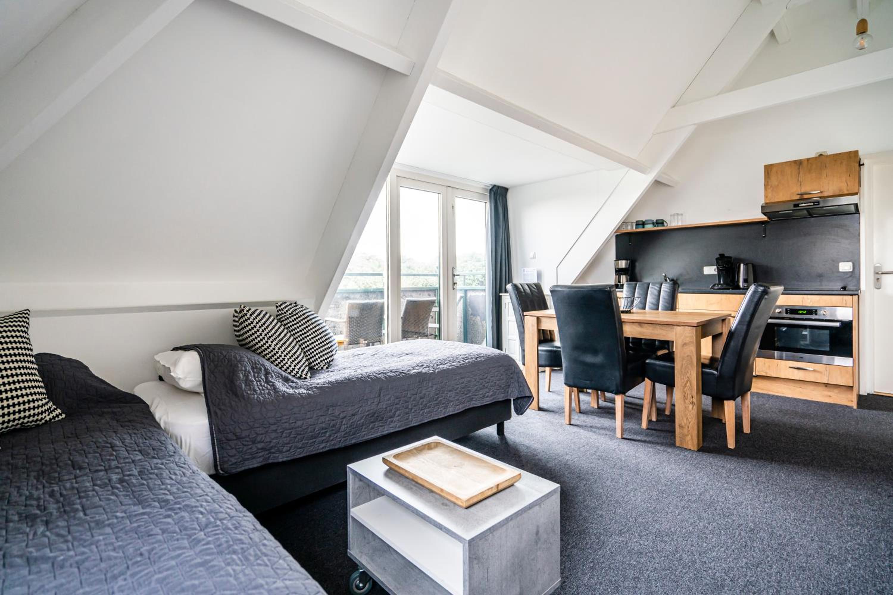 Studio with Balcony or Terrace (4 Adults)
