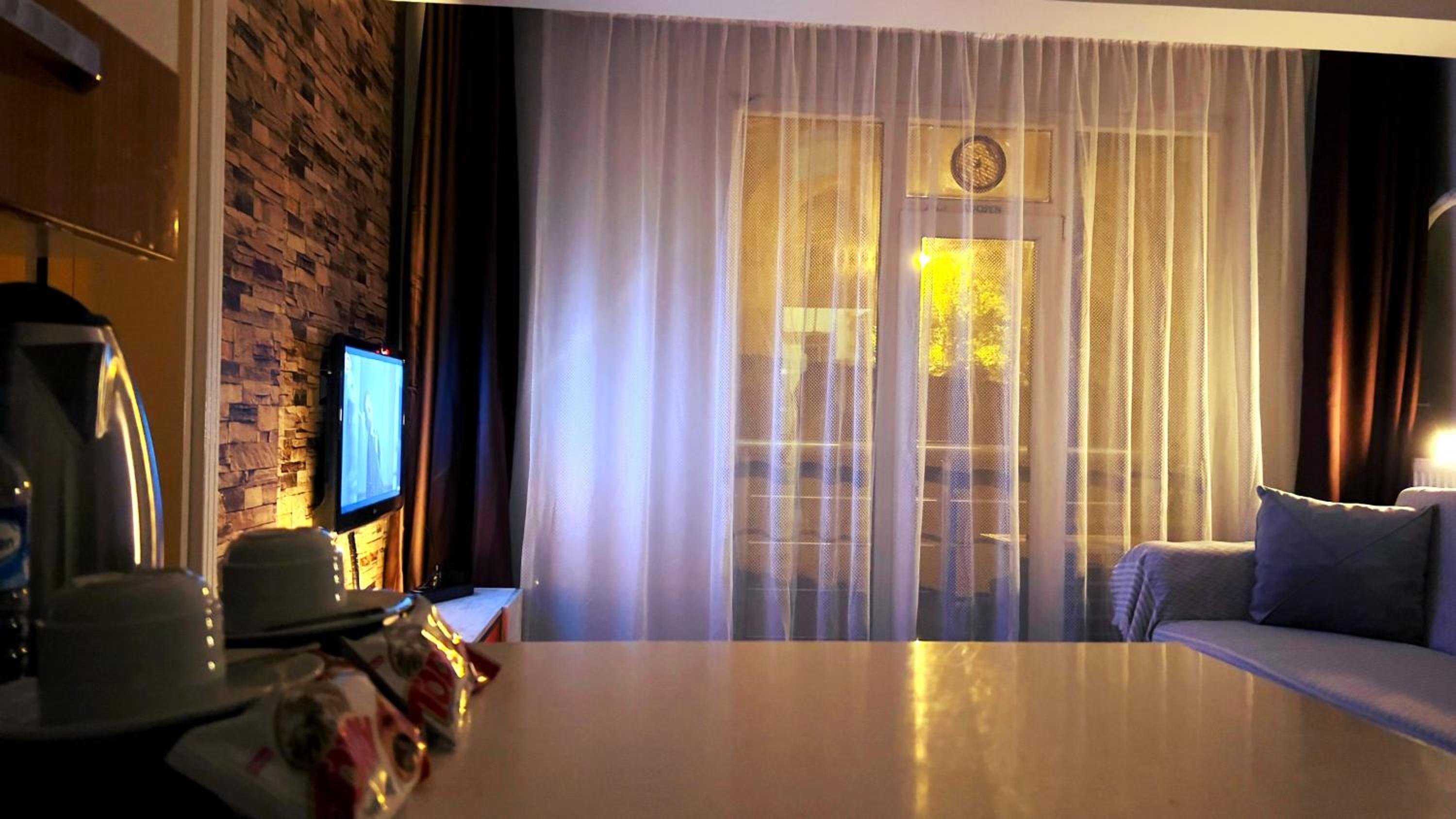Apartment with Balcony photo 2