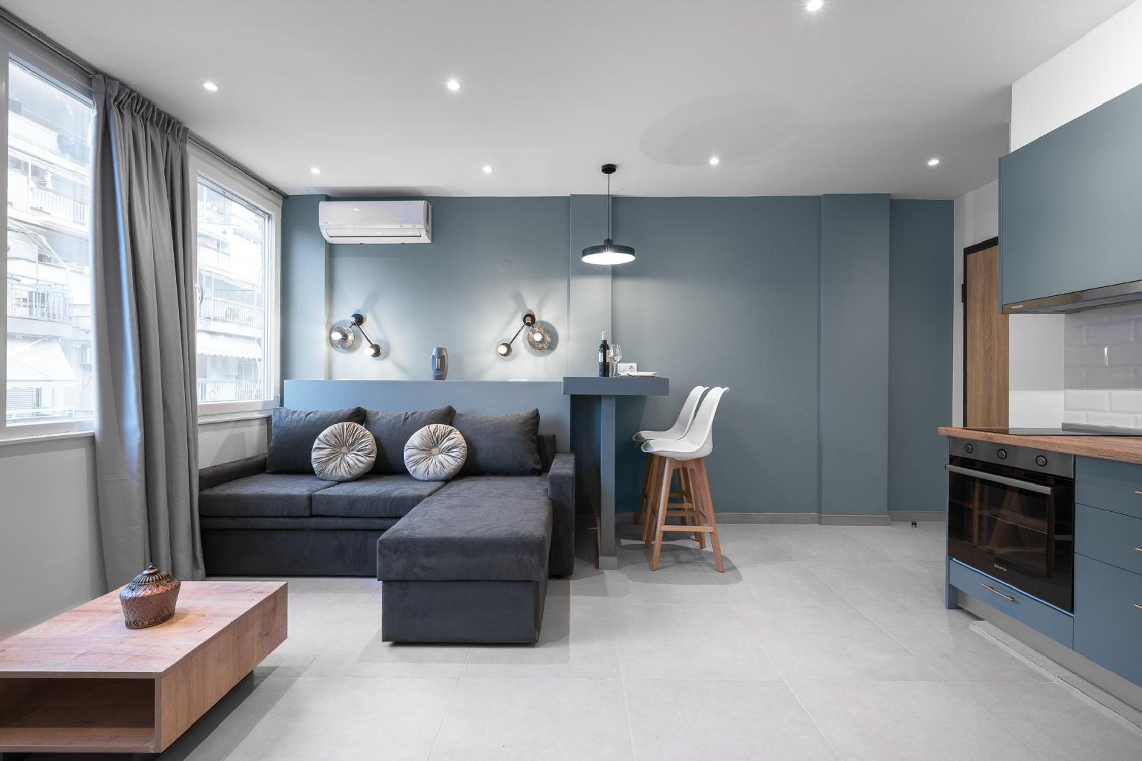 One-Bedroom Apartment