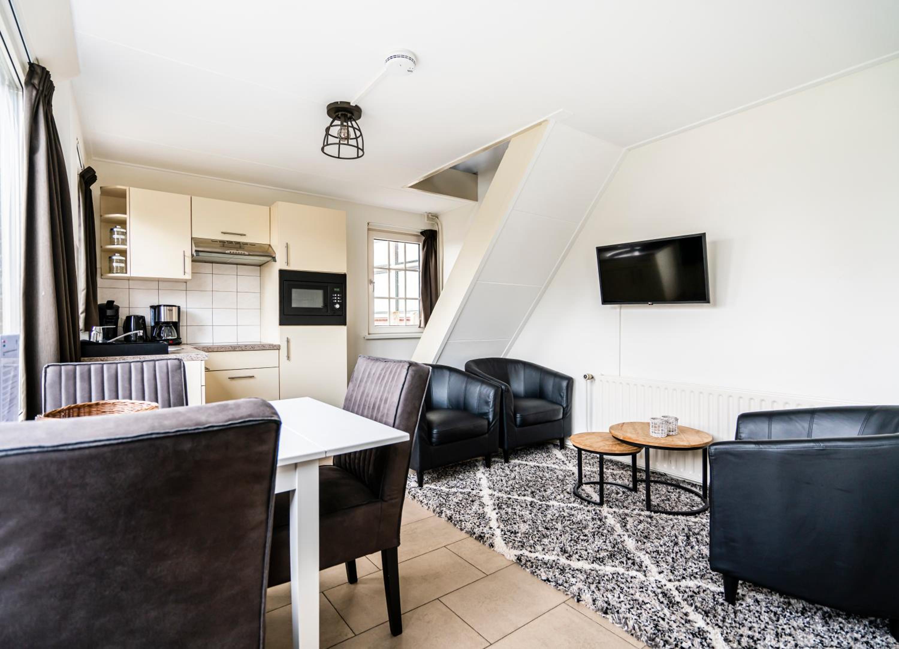 Apartment with Terrace