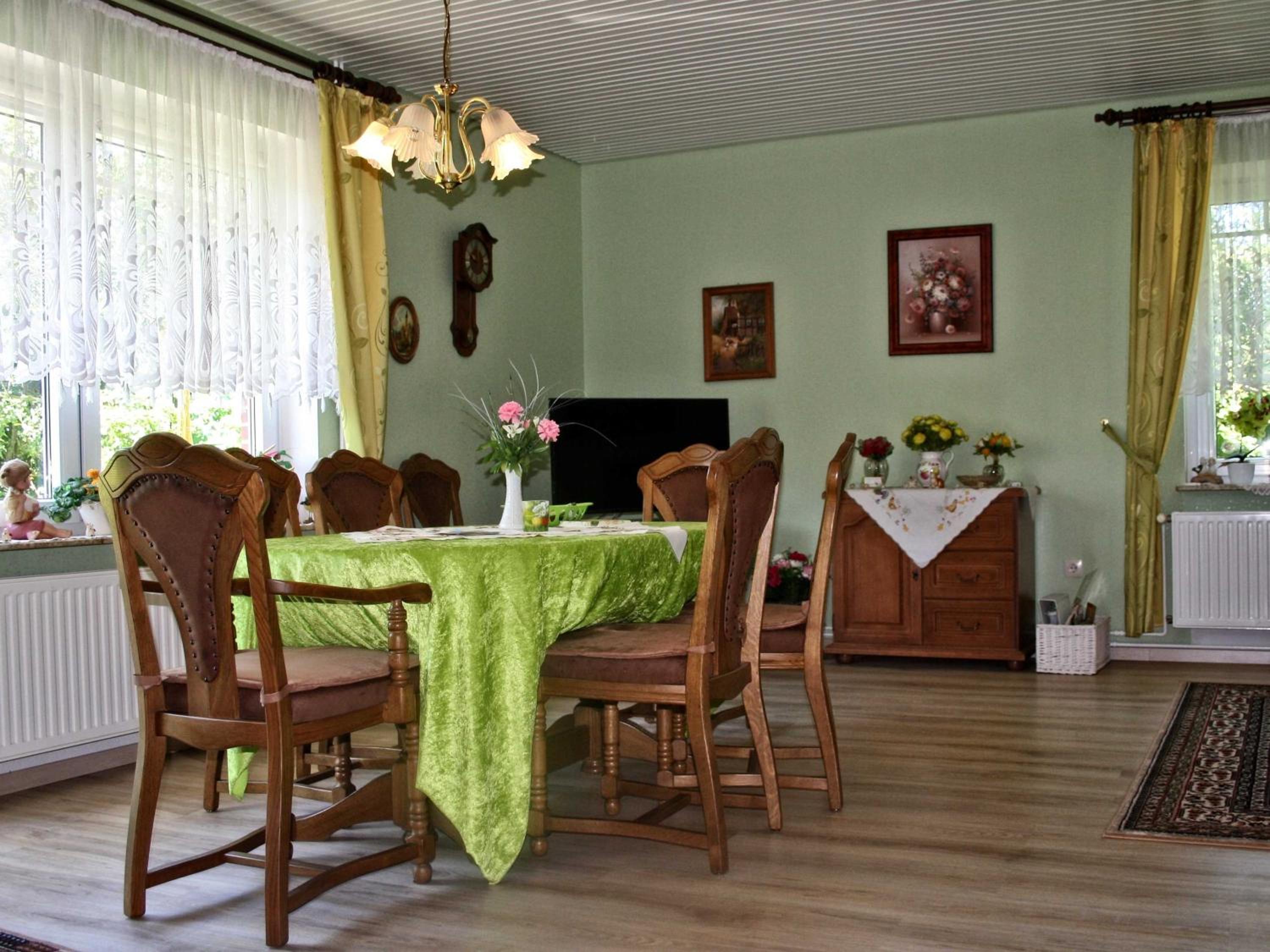 Two-Bedroom House photo 2